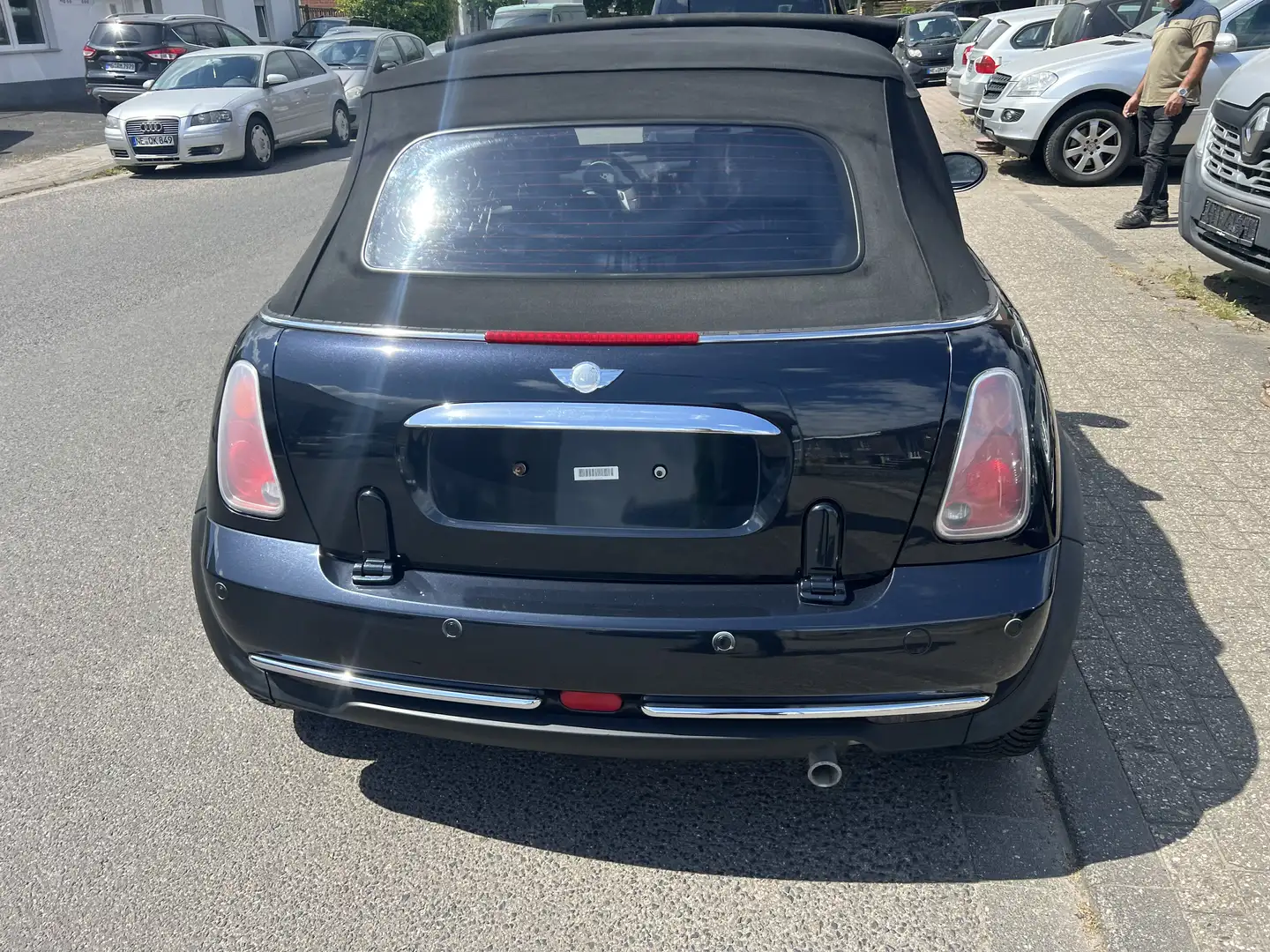 MINI One Cabrio Klima,1.Hand,TüvNeu,El.Verdeck,2Schlüssel Schwarz - 2