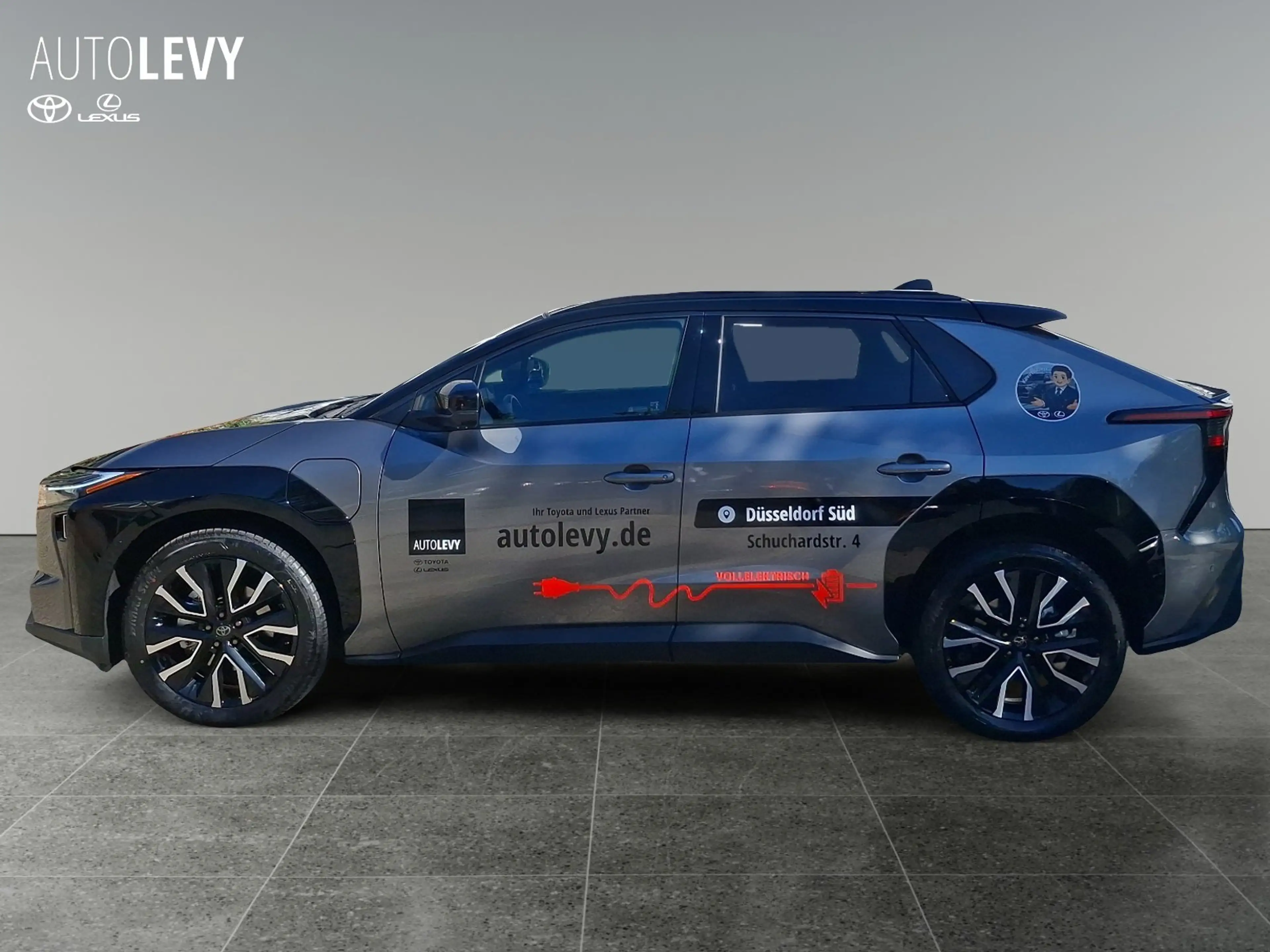 Toyota bZ4X Lounge electric Panorama/ JBL/AWD — photo 3