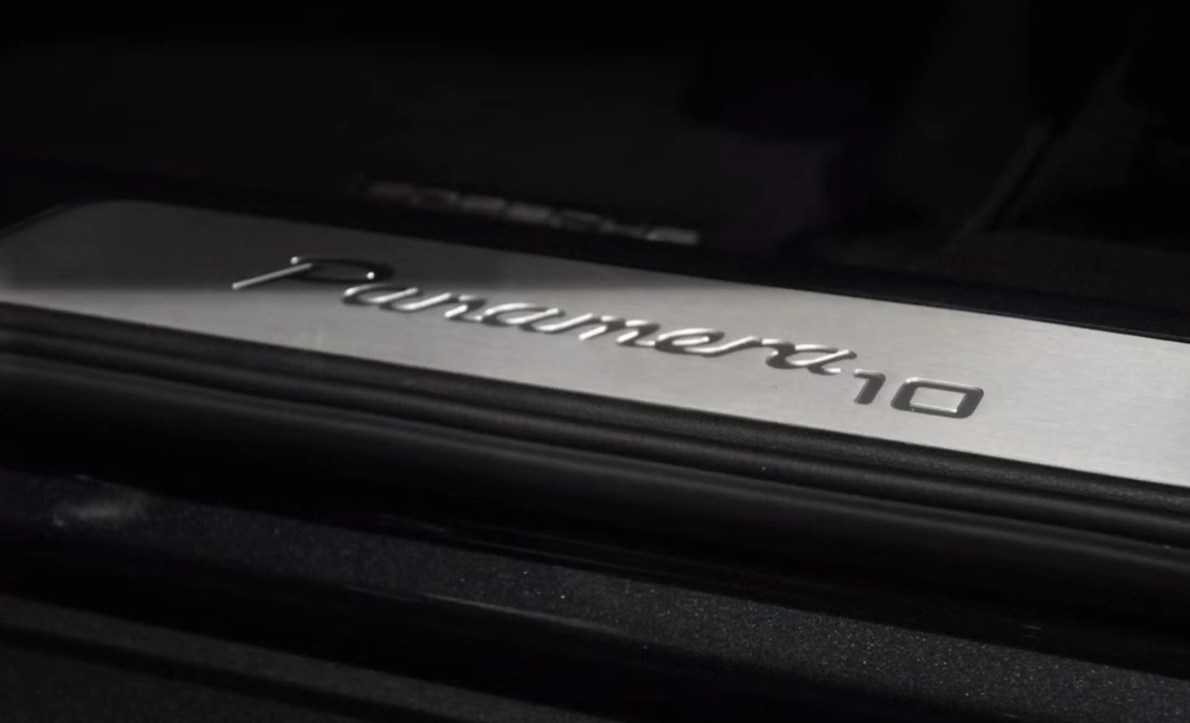 Porsche Panamera Sport Turismo 4 E-Hybrid Edition 10 Jahre — photo 15