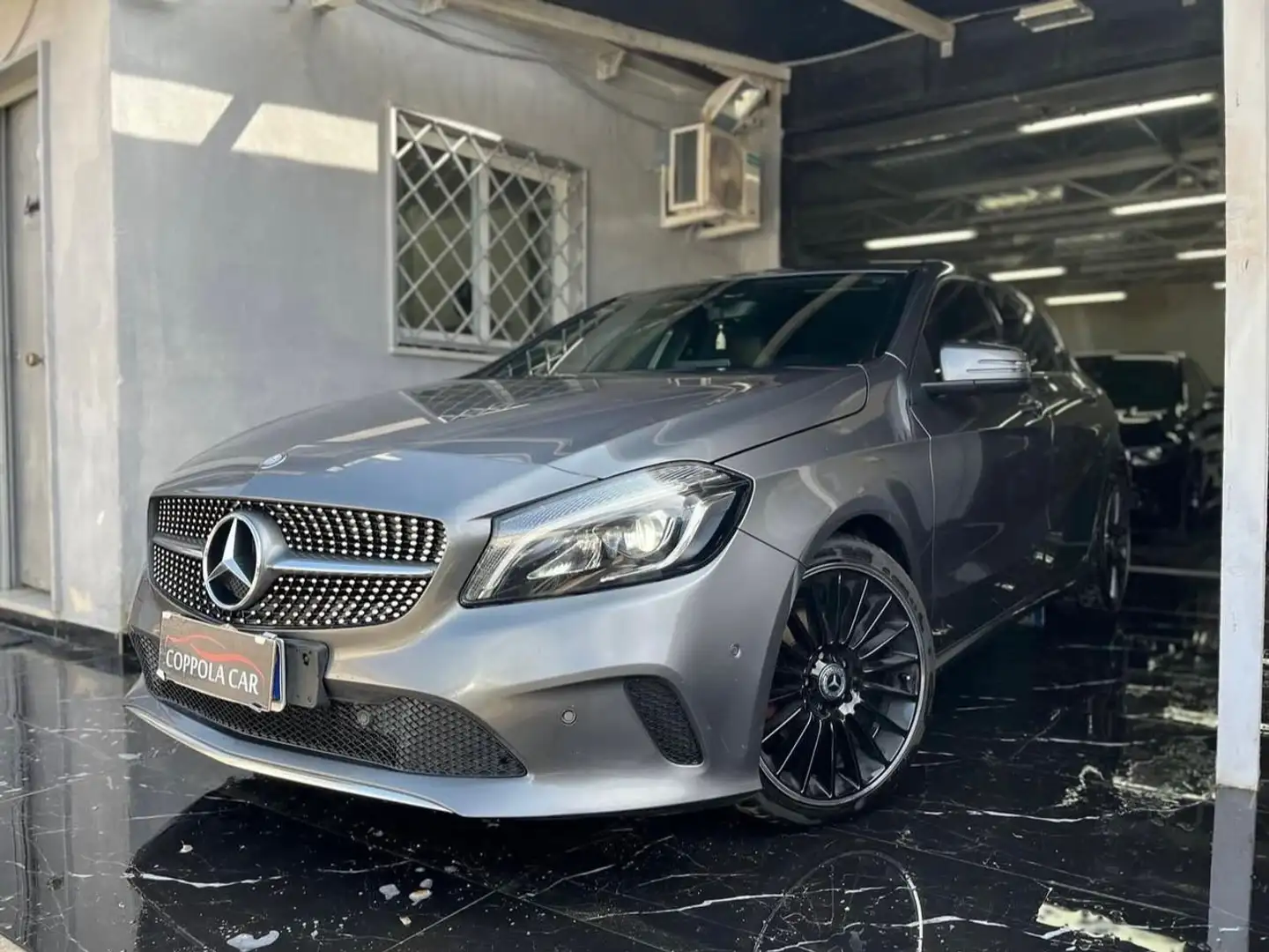 Mercedes-Benz A 180 d Premium  my16 Grigio - 1