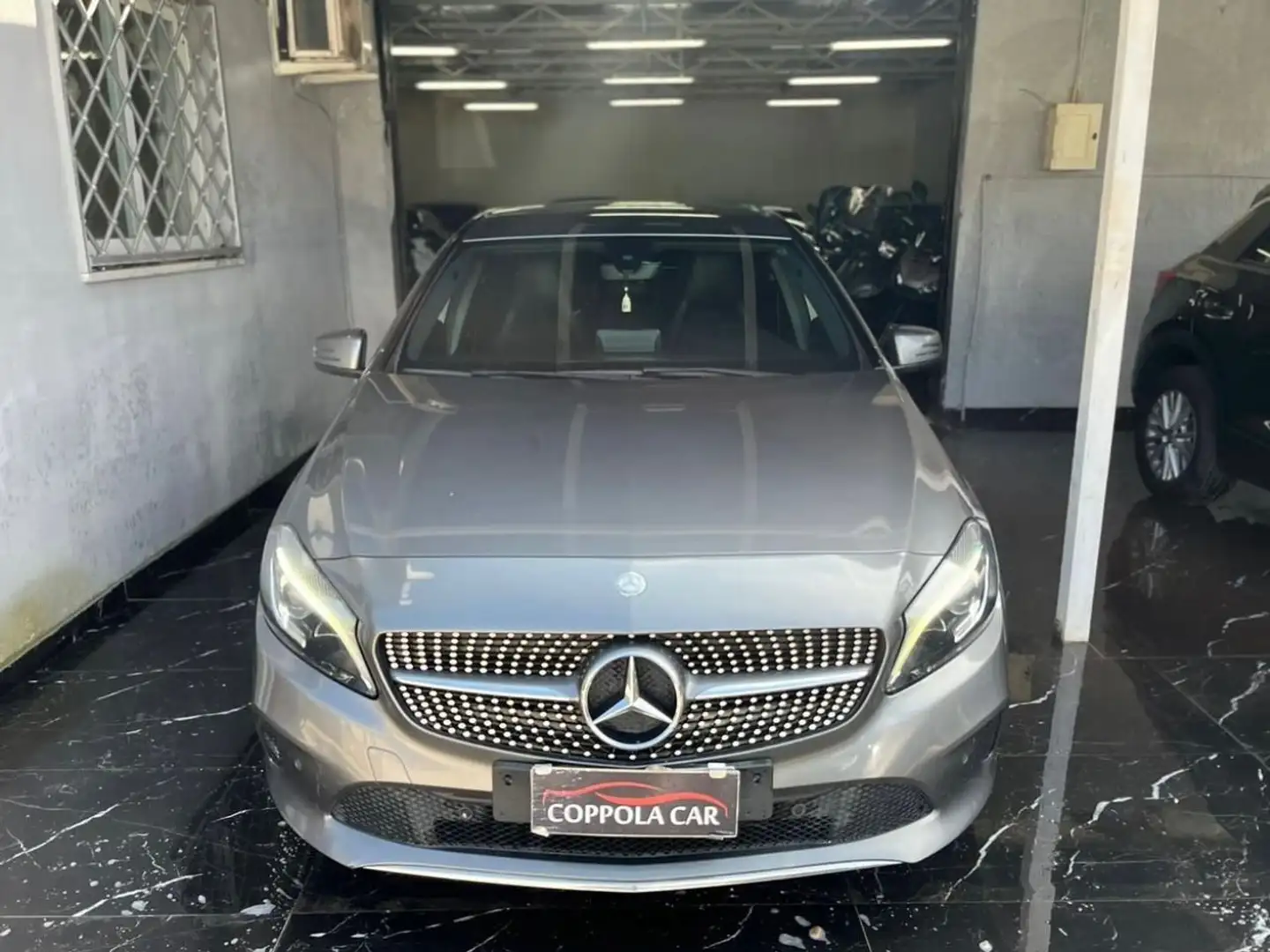 Mercedes-Benz A 180 d Premium  my16 Grigio - 2