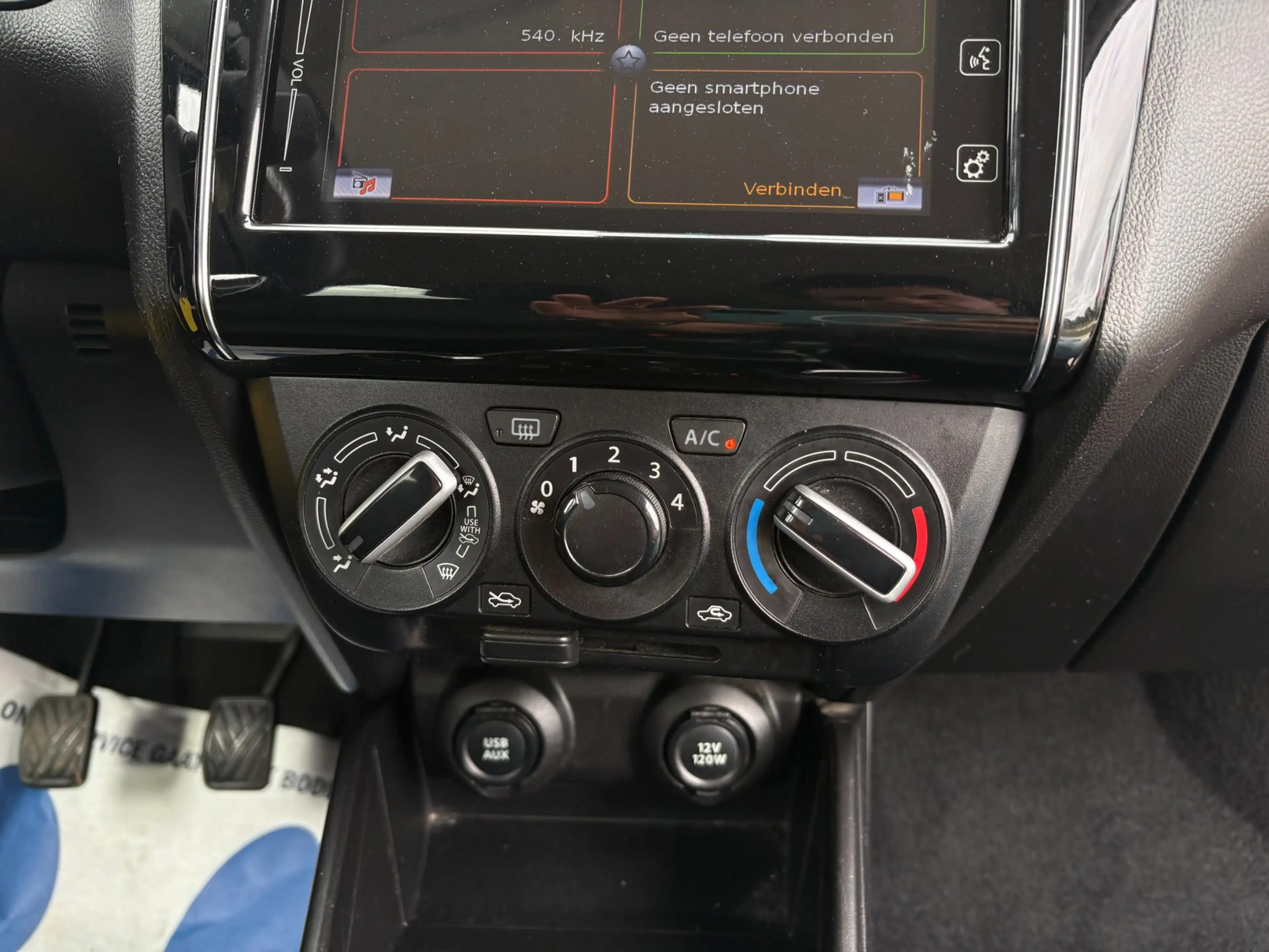 Suzuki Swift 1.2 Select Smart Hybrid Stoelverw. LED, ACC, Apple — photo 17