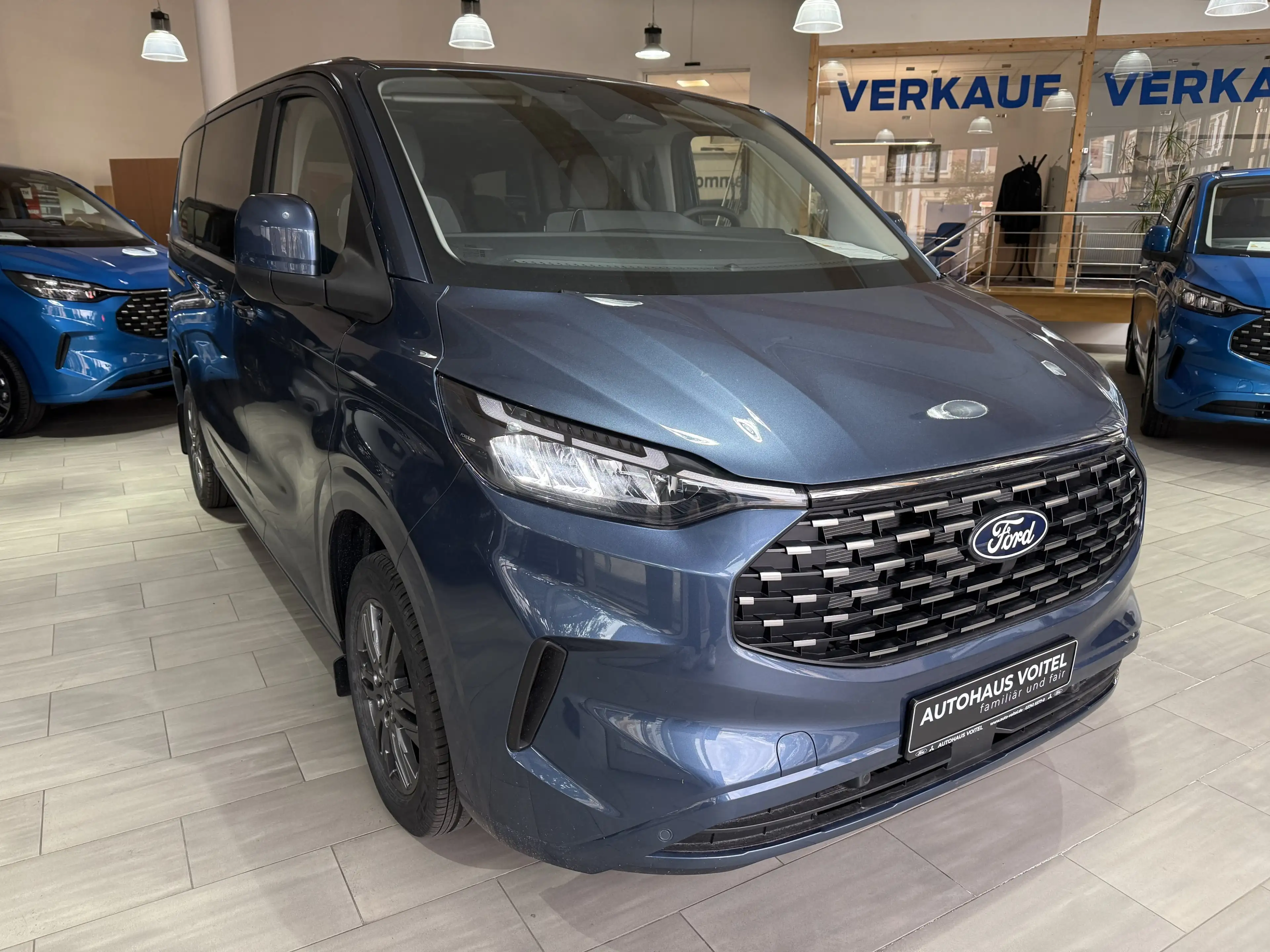 Ford Tourneo Custom Titanium L1 3-Zonen-Klima / AGR-Sitze — photo 3