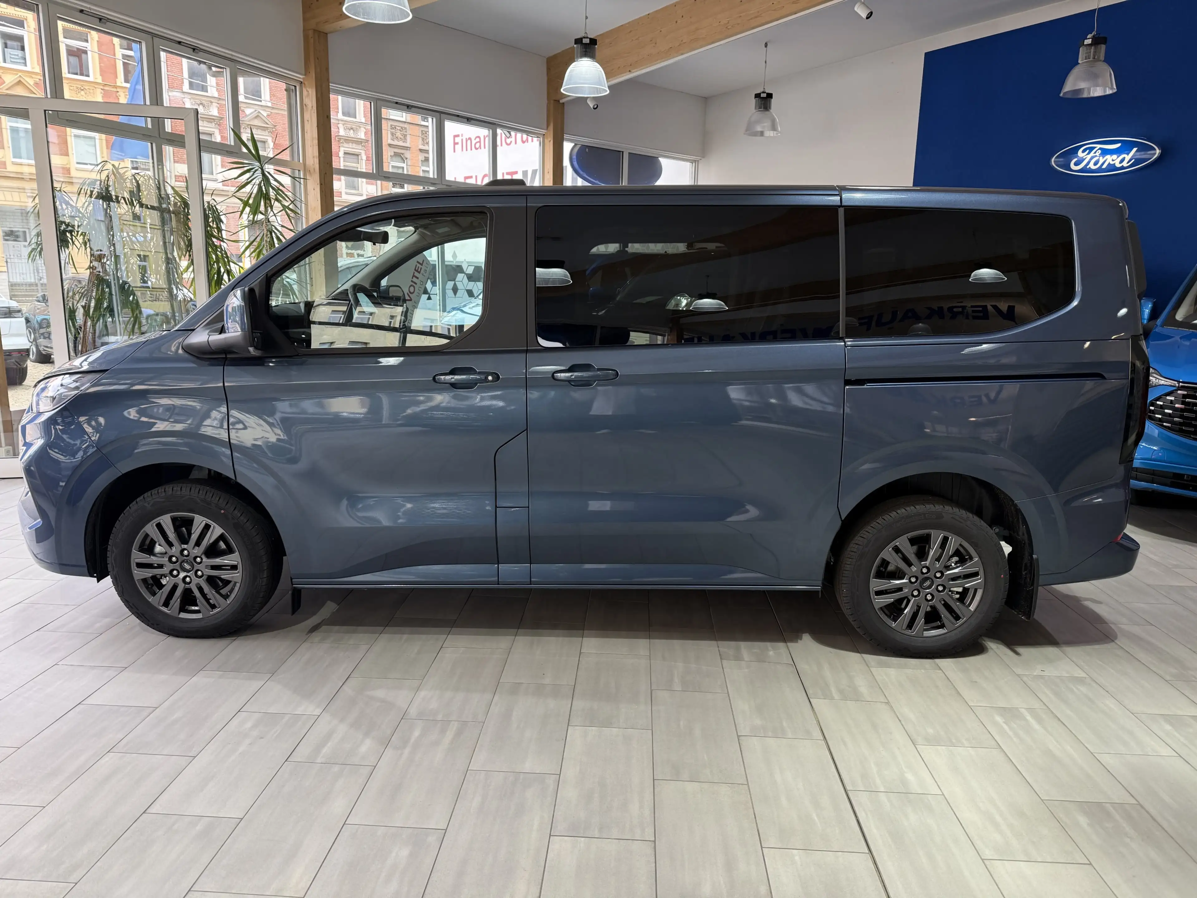 Ford Tourneo Custom Titanium L1 3-Zonen-Klima / AGR-Sitze — photo 8