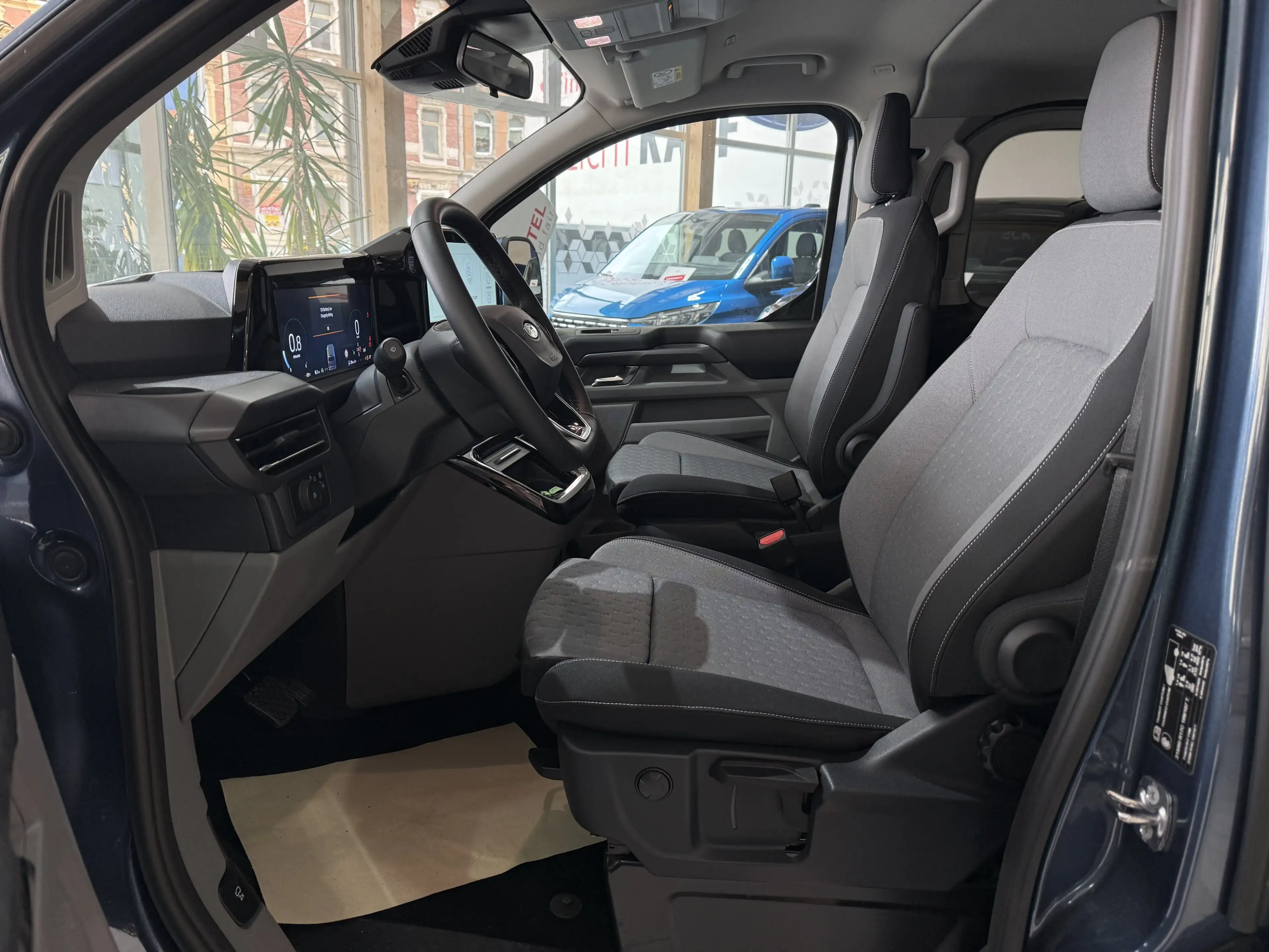 Ford Tourneo Custom Titanium L1 3-Zonen-Klima / AGR-Sitze — photo 10