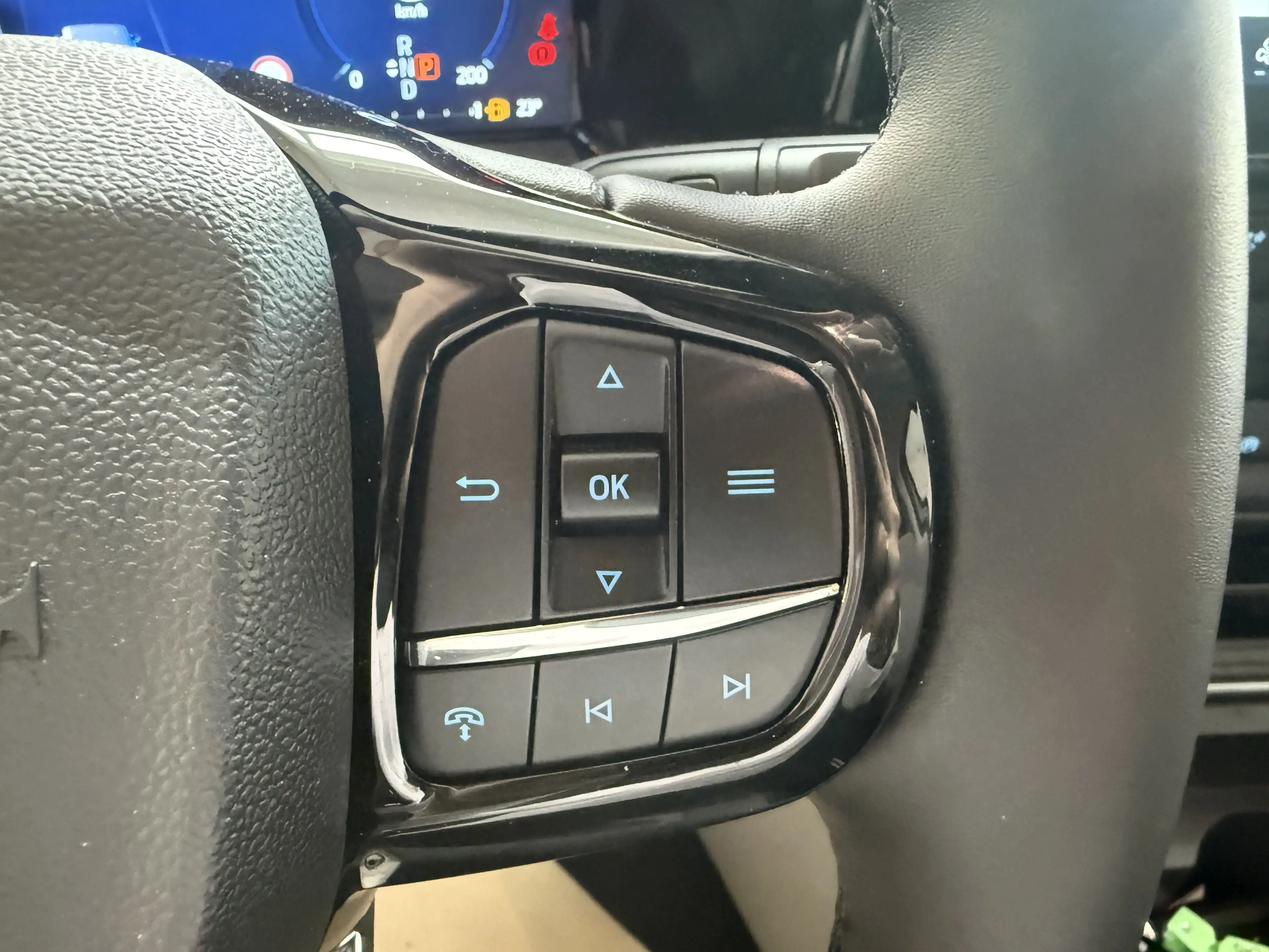 Ford Tourneo Custom Titanium L1 3-Zonen-Klima / AGR-Sitze — photo 14