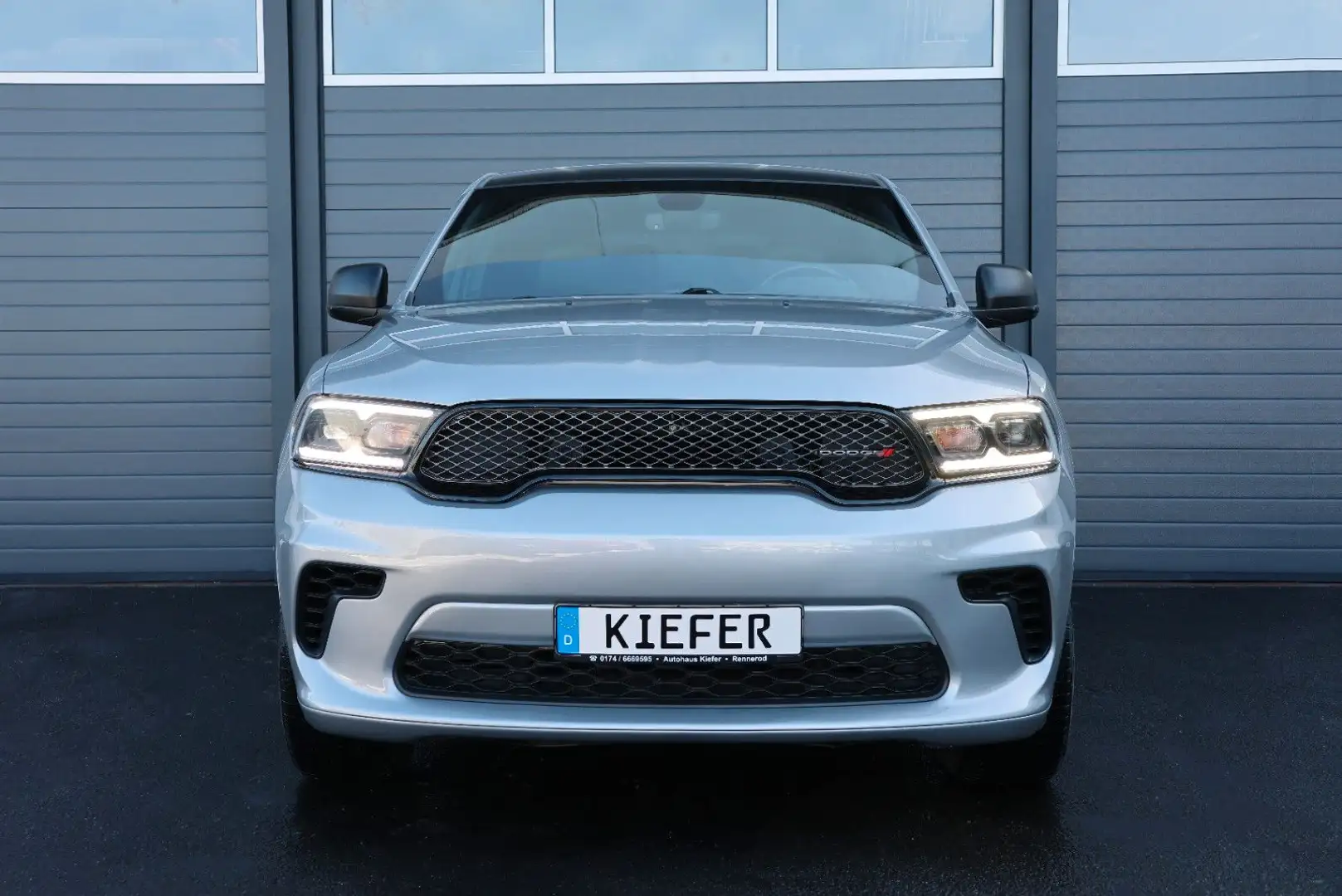 Dodge Durango Pursuit 5.7 HEMI 4x4/CarPlay/KAMERA/R20 Silber - 2