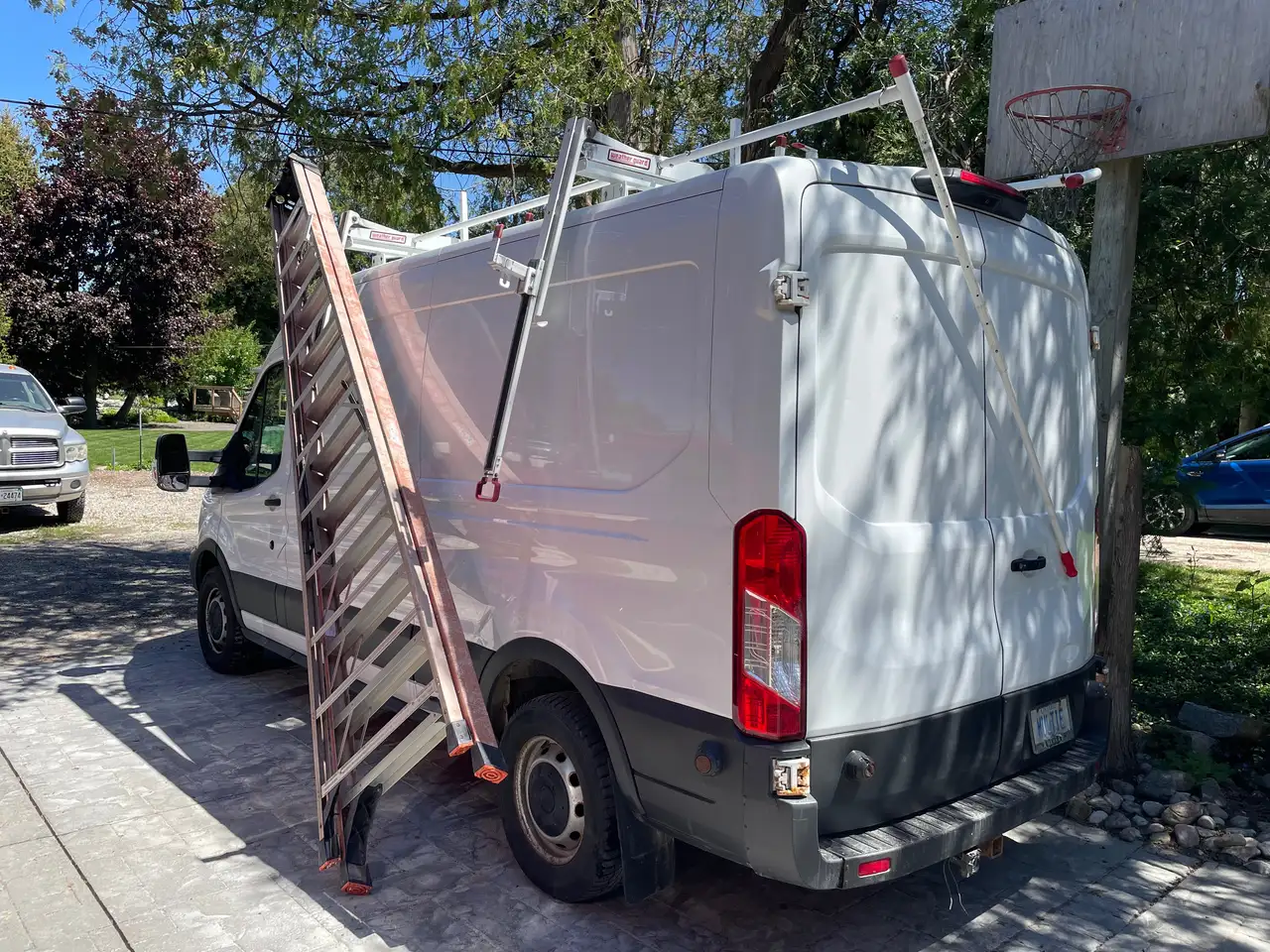 Ford Transit Cargo Van снимка Ford Transit Cargo Van