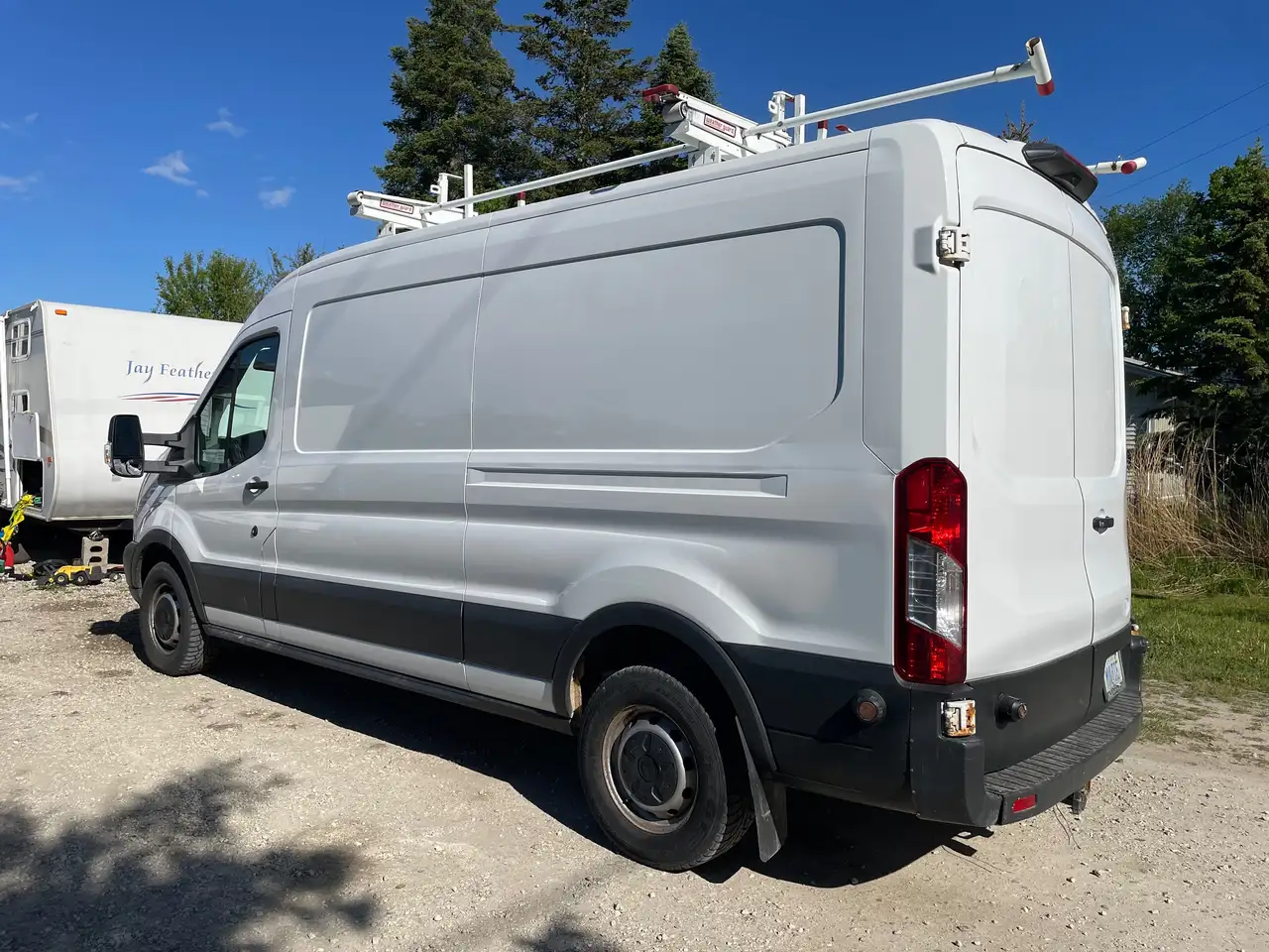 Ford Transit Cargo Van снимка Ford Transit Cargo Van