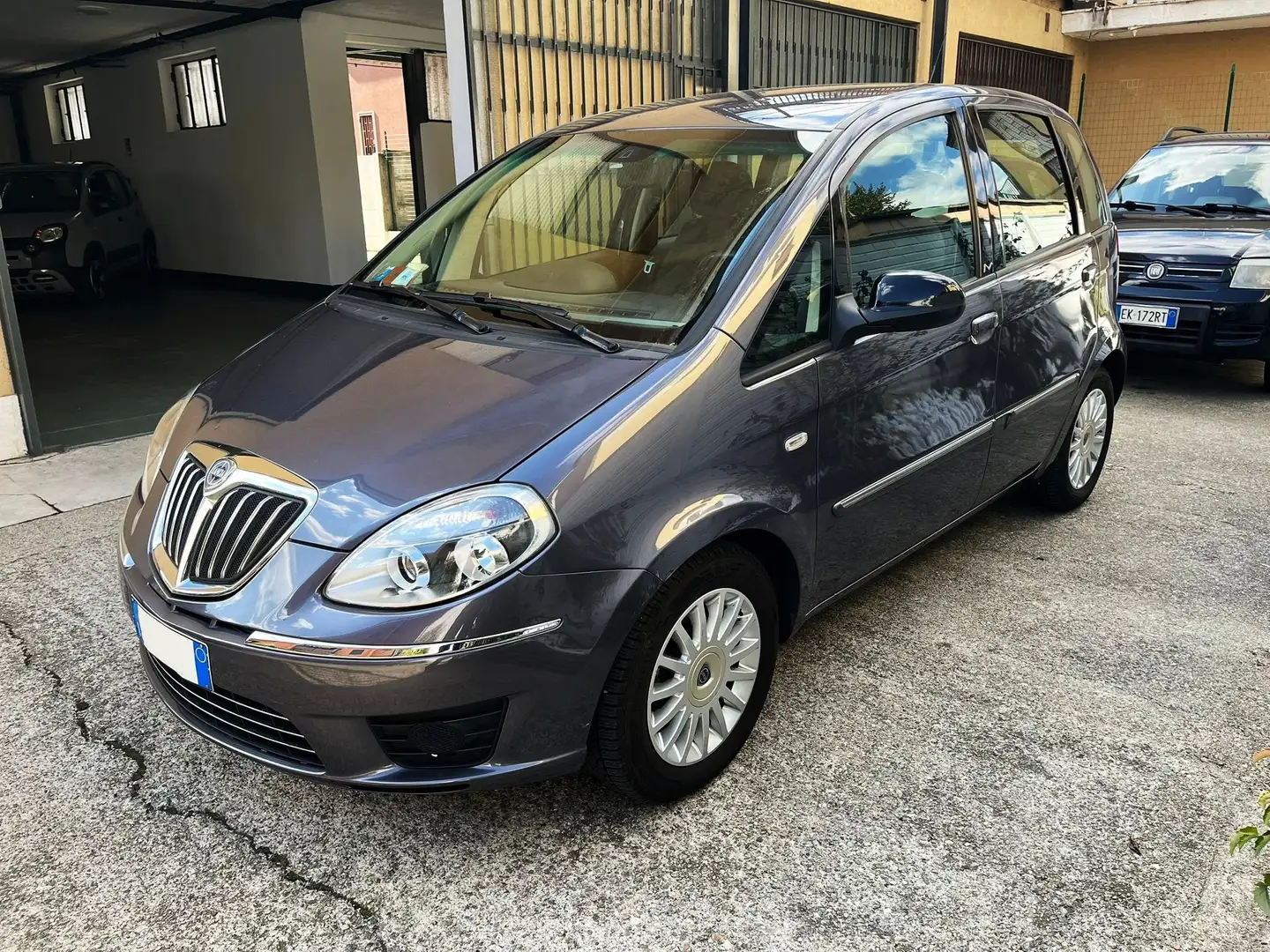 Lancia MUSA 1.4 Diva *UNIPROPRIETARIO* Gris - 1