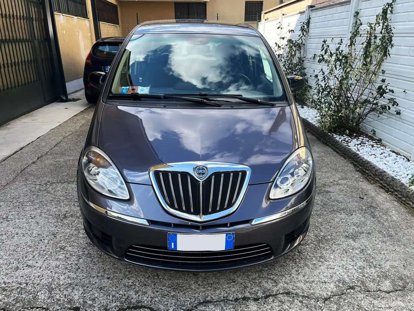 Lancia MUSA 1.4 Diva *UNIPROPRIETARIO* Gris - 2