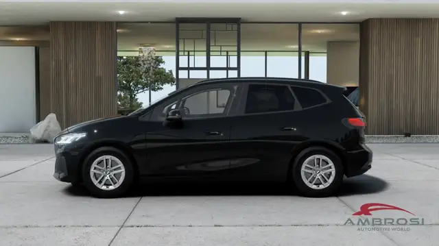BMW 2 Series view 3