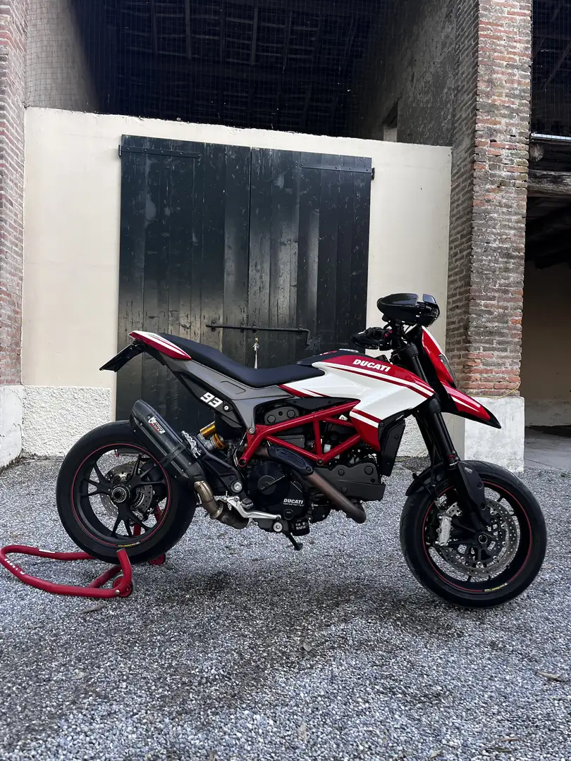 Ducati Hypermotard 821 SP - 2