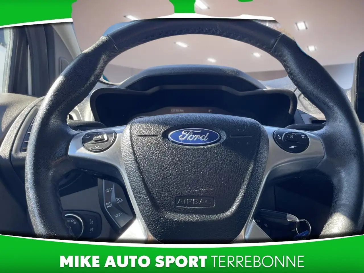 Ford Transit Connect photo Ford Transit Connect
