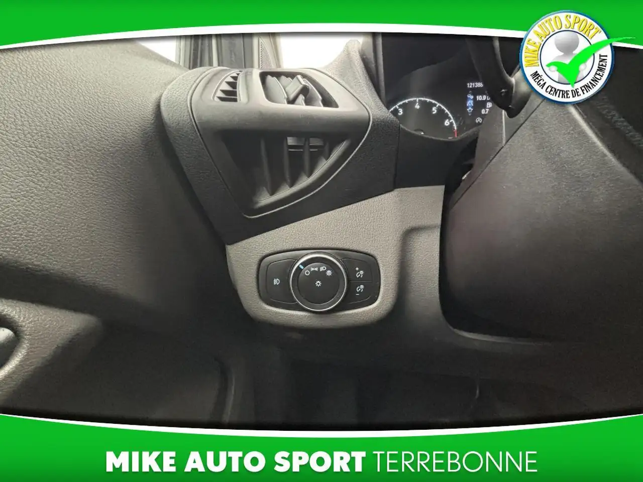 Ford Transit Connect photo Ford Transit Connect