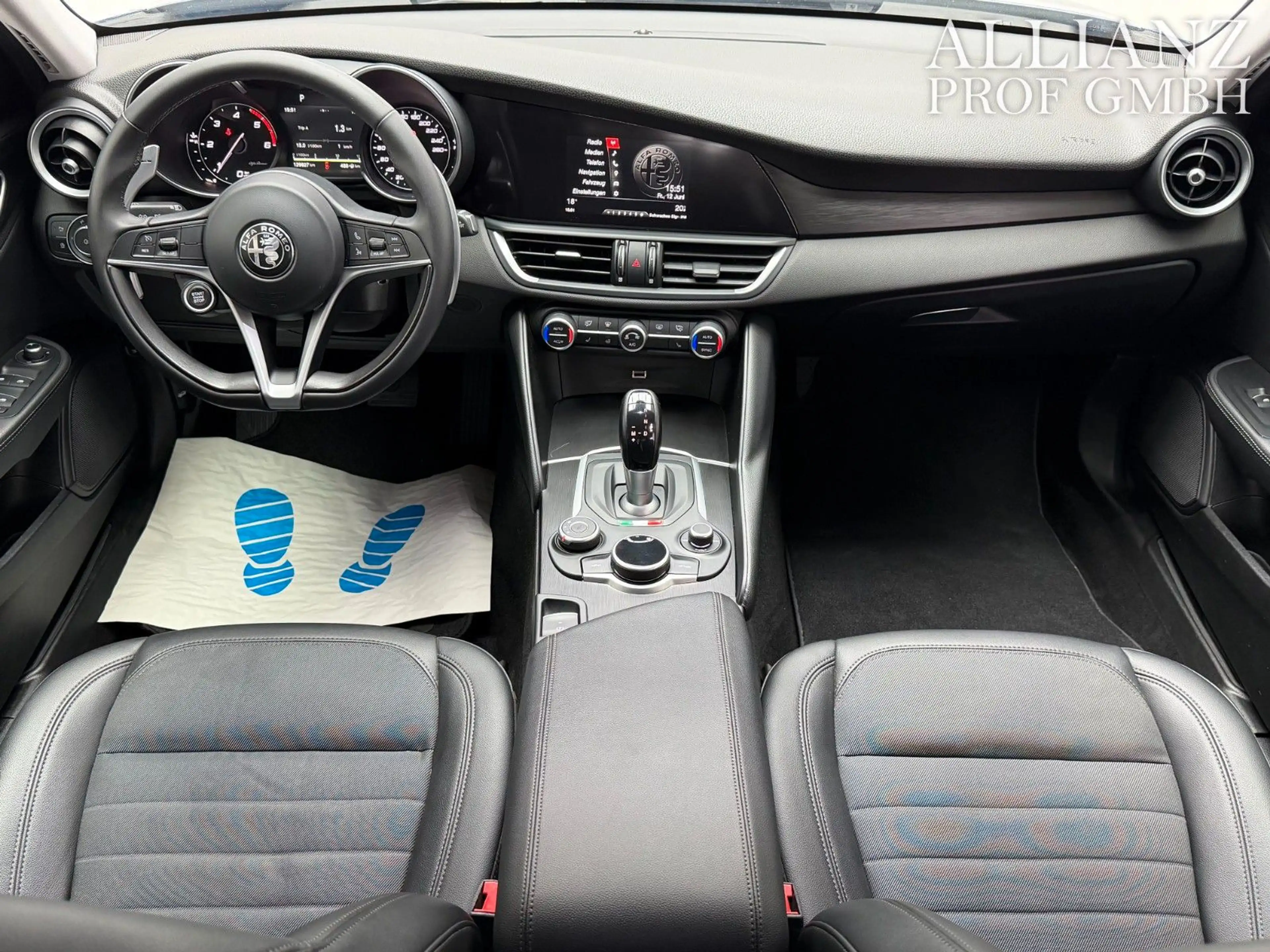 Alfa Romeo Giulia Super 2.2 LED Tempomat 2-Zonen Kamera — photo 9