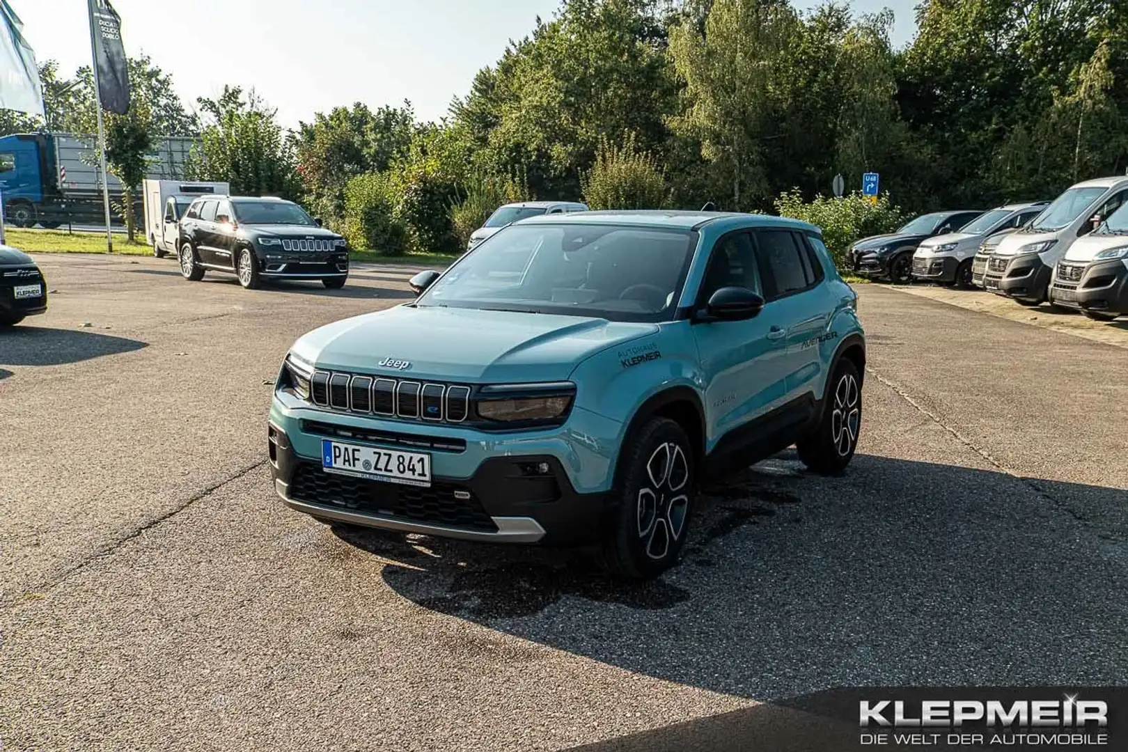 Jeep Avenger Elektro Altitude Blau - 1