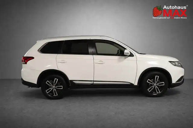 Mitsubishi Outlander view 7