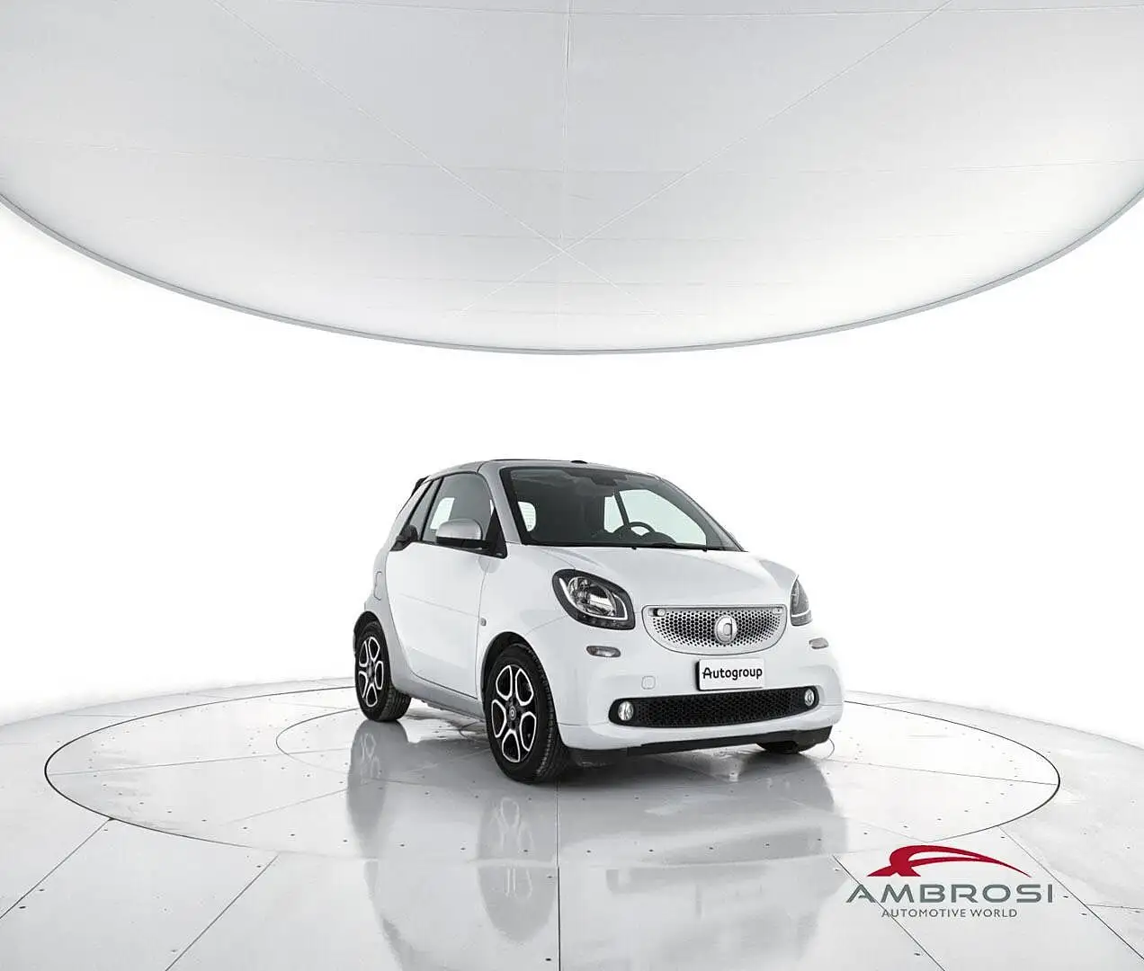 smart forTwo 70 1.0 twinamic cabrio Passion Bianco - 2