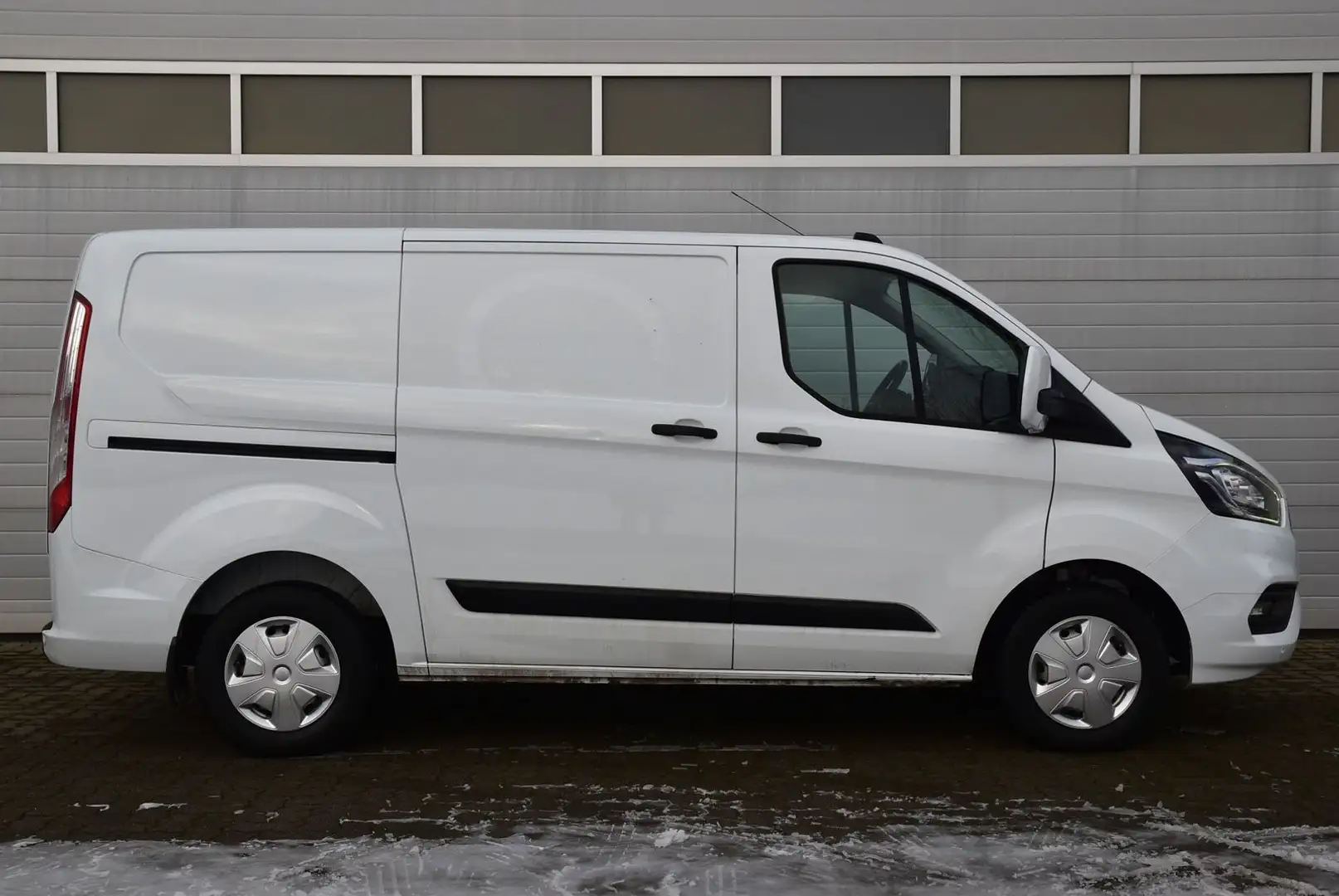 Ford Transit Custom 300 L1Trend/1-HAND/REGALSYSTEM - 2