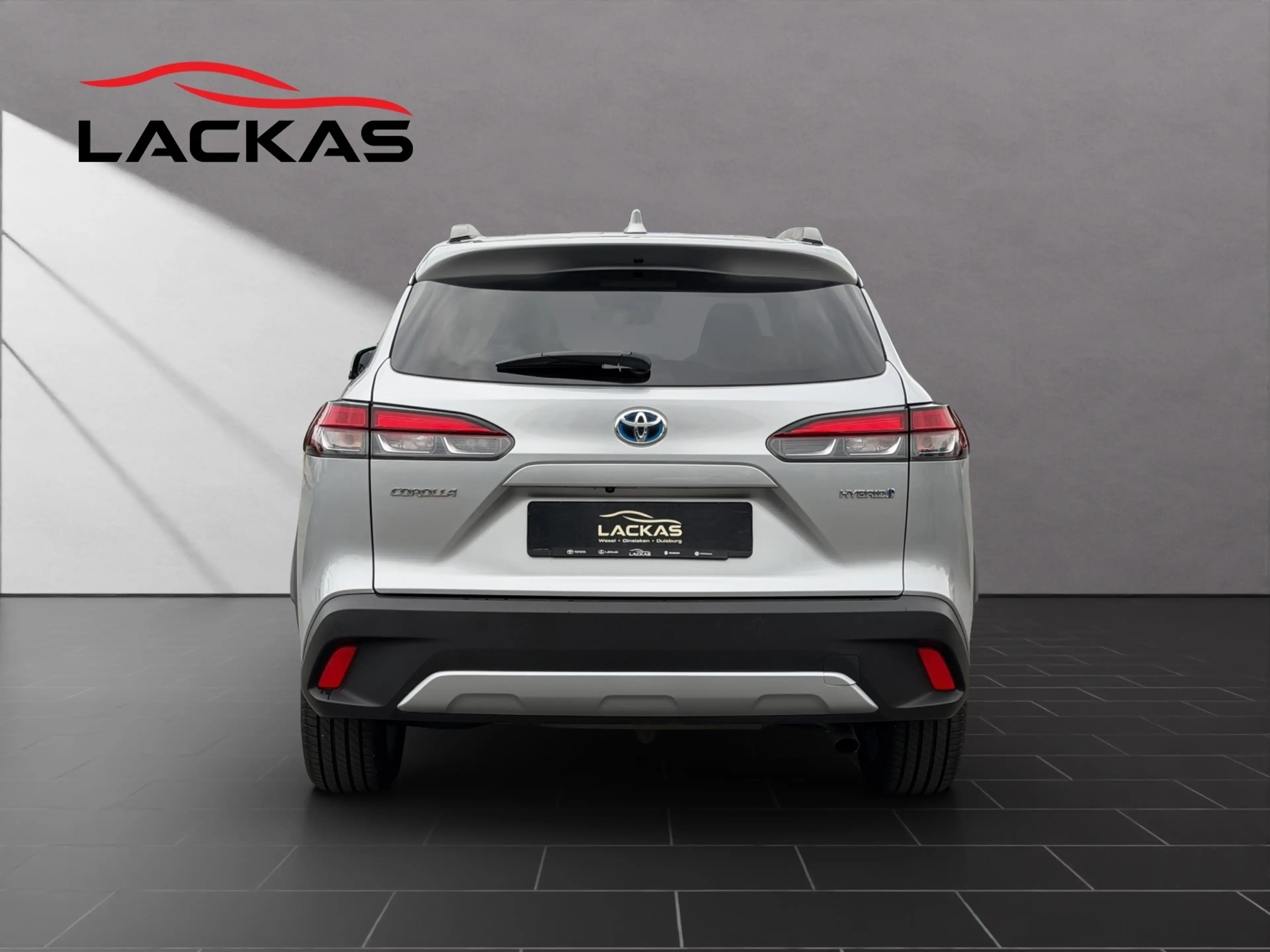 Toyota Corolla Cross Hybrid FWD Lounge — photo 4