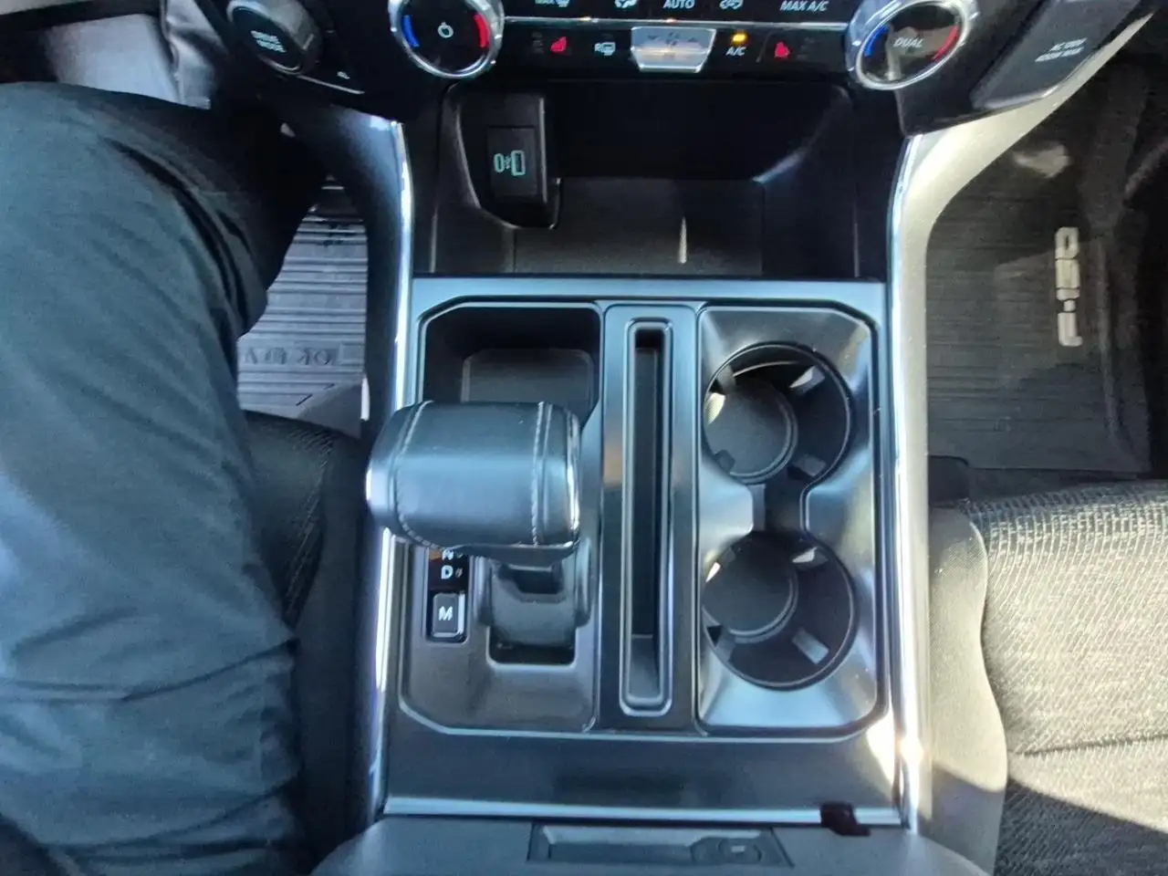 Ford F 150 снимка Ford F 150