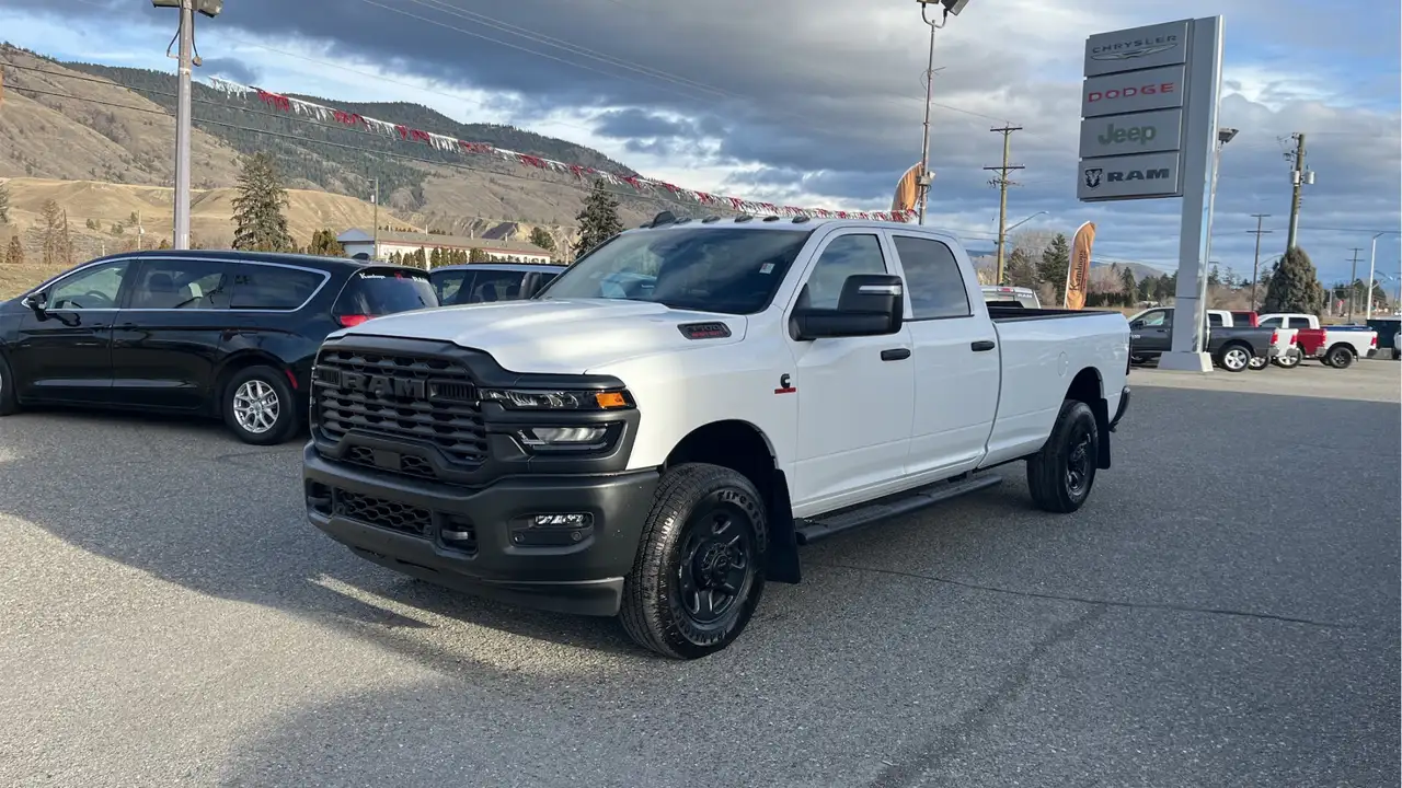 RAM 3500 снимка RAM 3500