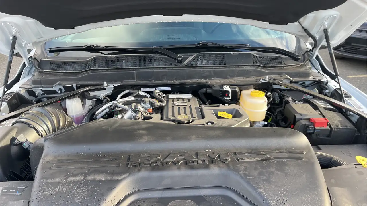 RAM 3500 снимка RAM 3500
