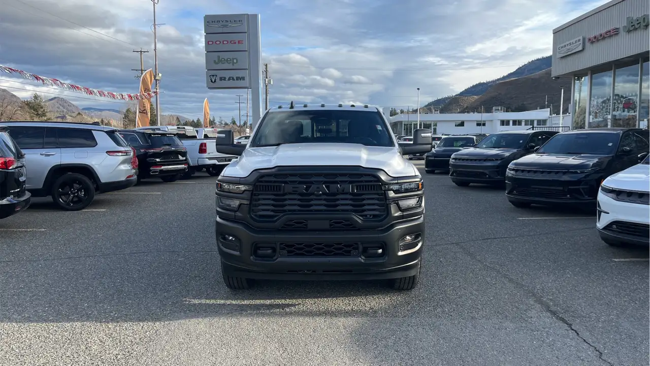 RAM 3500 снимка RAM 3500