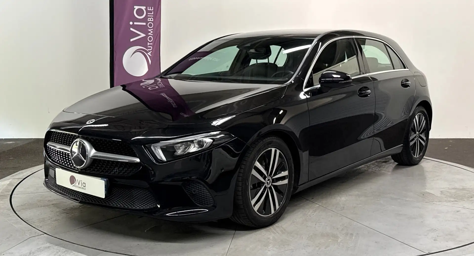 Mercedes-Benz A 180 180 d 8G-DCT Progressive Line / Radar de recul Noir - 1