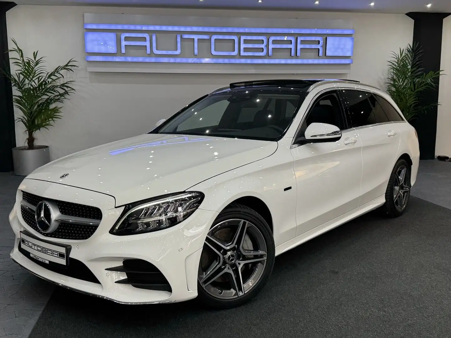 Mercedes-Benz C 300 T de AMG-Line*LED* Pano*Led*Navi*Automatik Weiß - 1