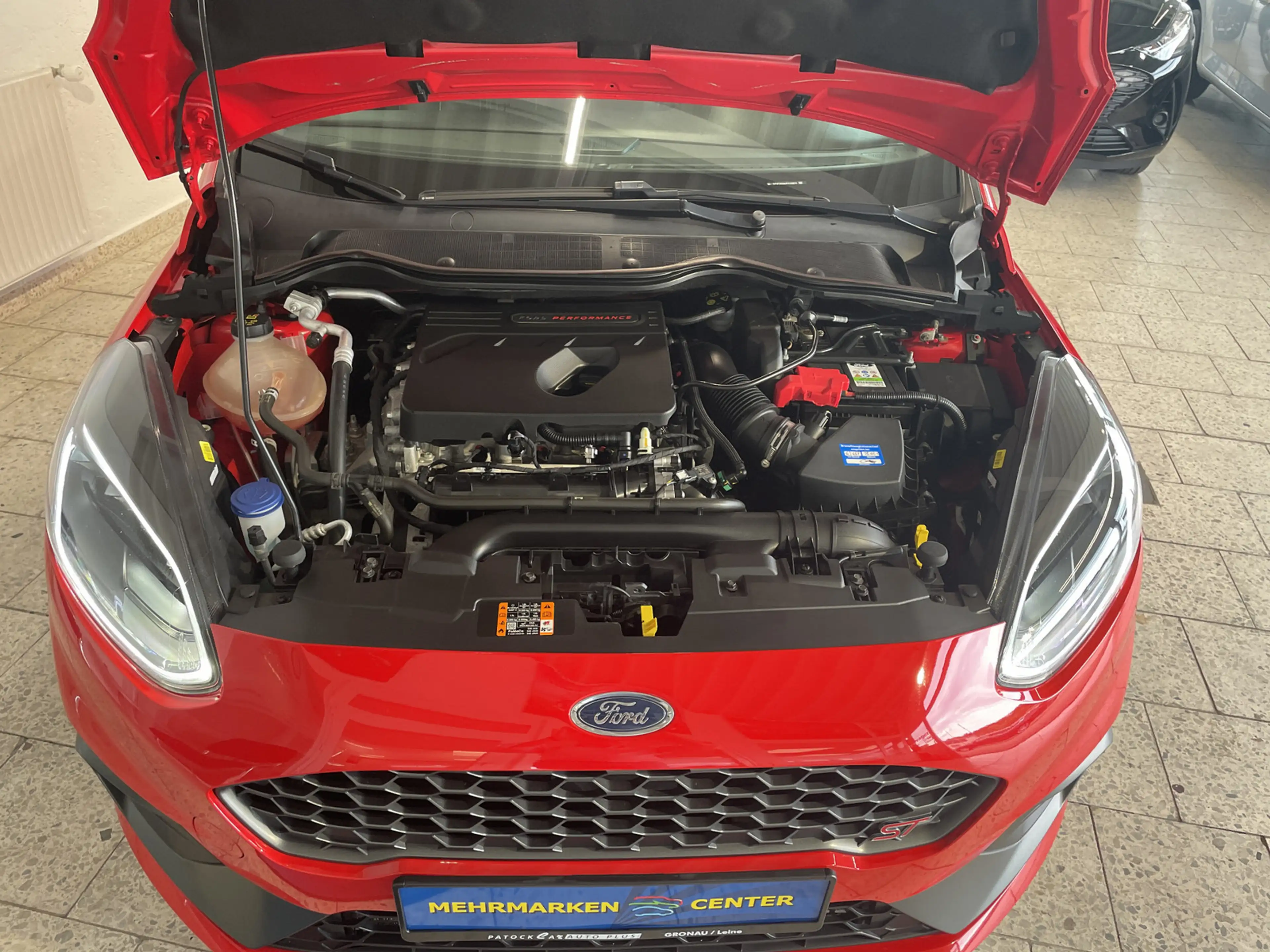 Ford Fiesta 1.5 EcoBoost ST PDC SHZ NAVI B&O LED — photo 12