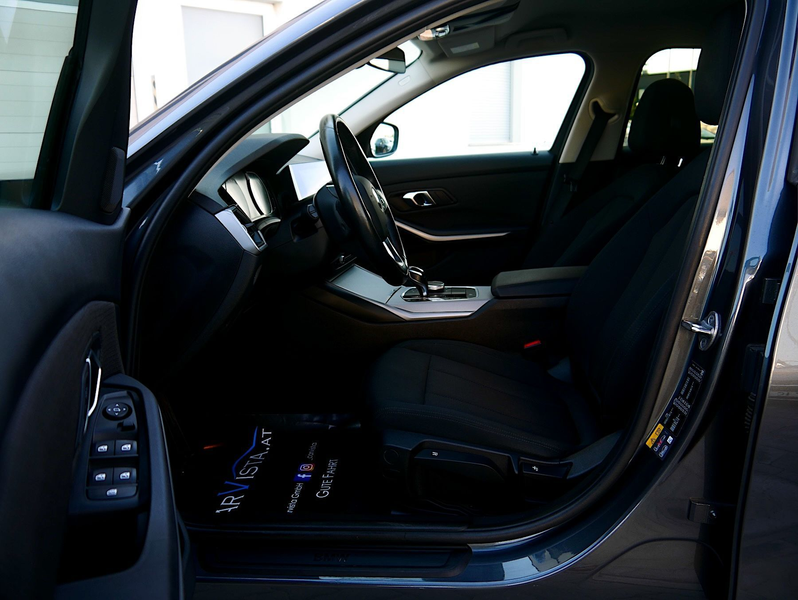 BMW 330 G20 PHEV Aut. *Parkassistent & Live Cockpit Plus* — photo 10