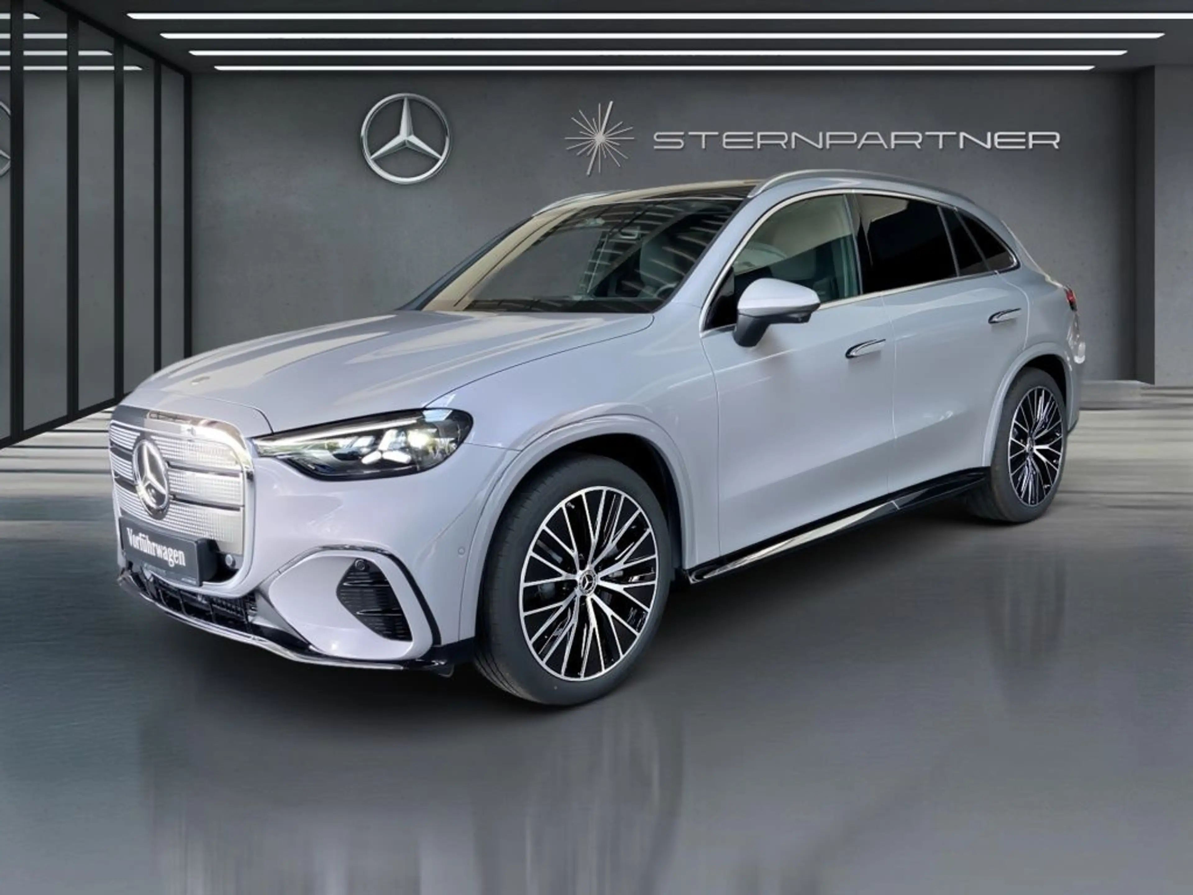 Mercedes-Benz GLC 400 4M elektrisch AMG+AHK+AIRMATIC+HuD+360°