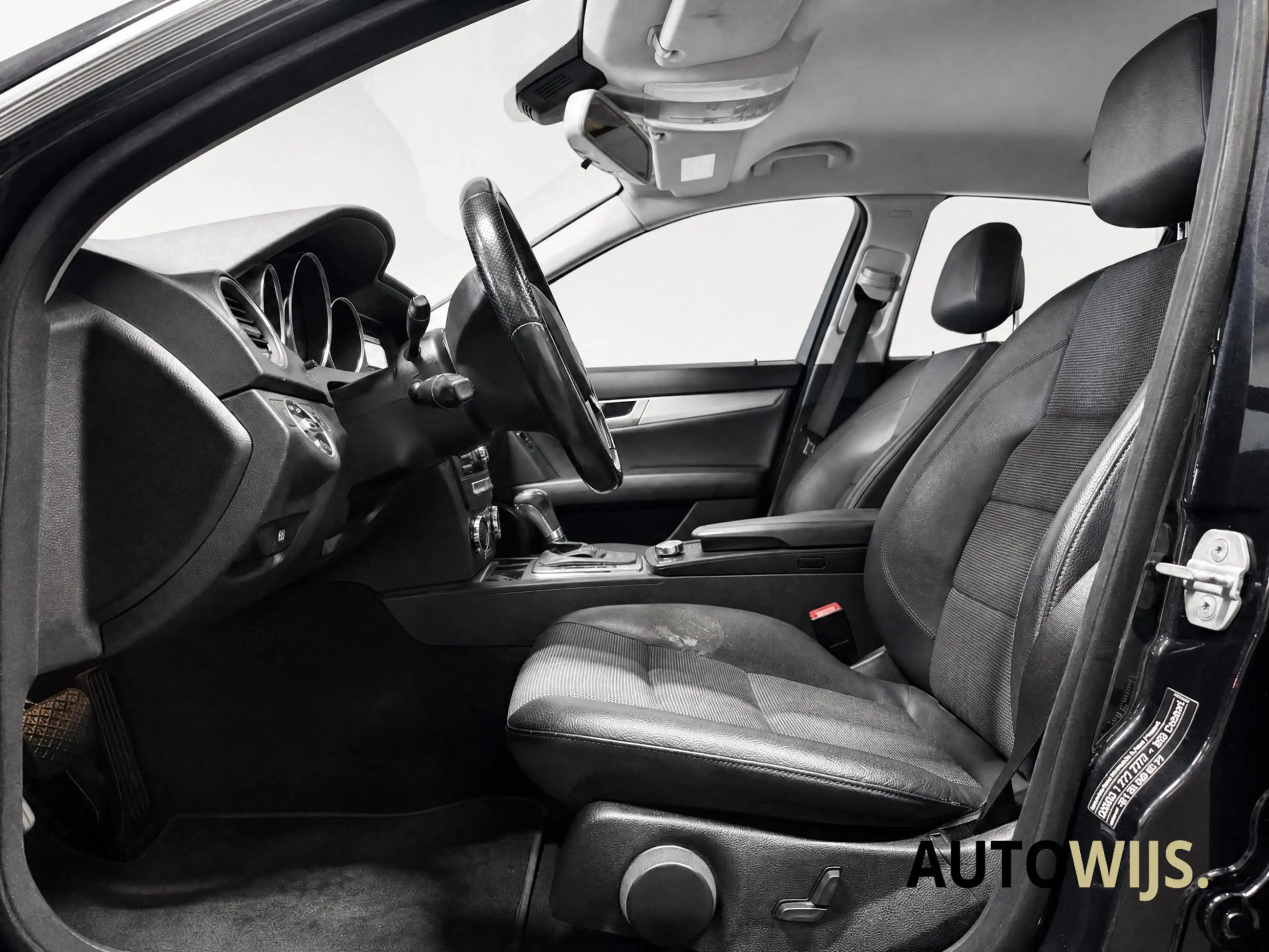 Mercedes-Benz C 180 Business Class Avantgarde|NL AUTO|AUT|APK 5-2027|G — photo 14