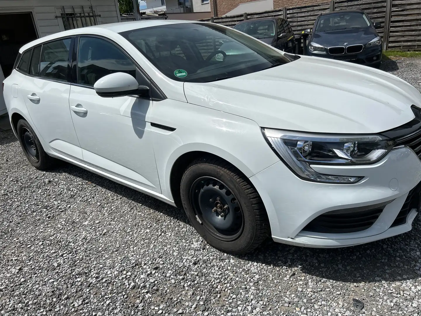 Renault Megane Grandtour TCe 115 GPF LIFE TÜV NEU Biały - 2