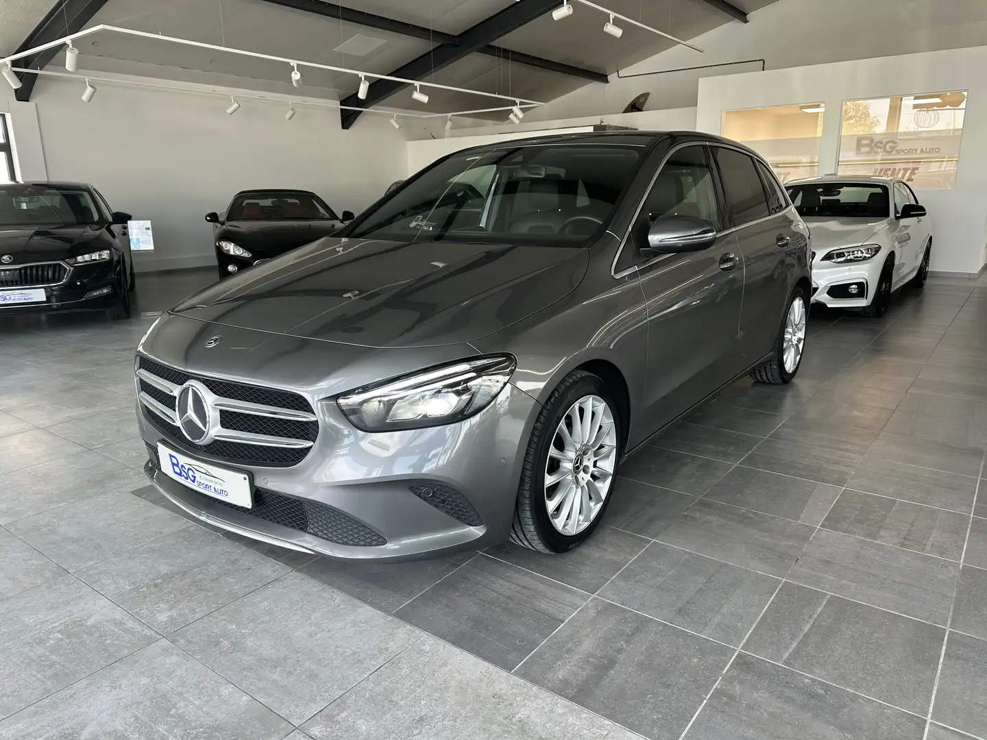 Mercedes-Benz B 180 d Launch Edition///// face lifttt/// 16490€////: - 1