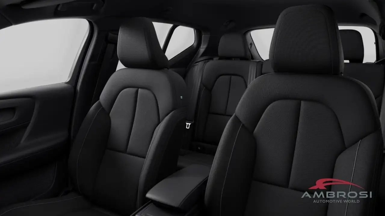 Volvo XC40 2026 — фото 12
