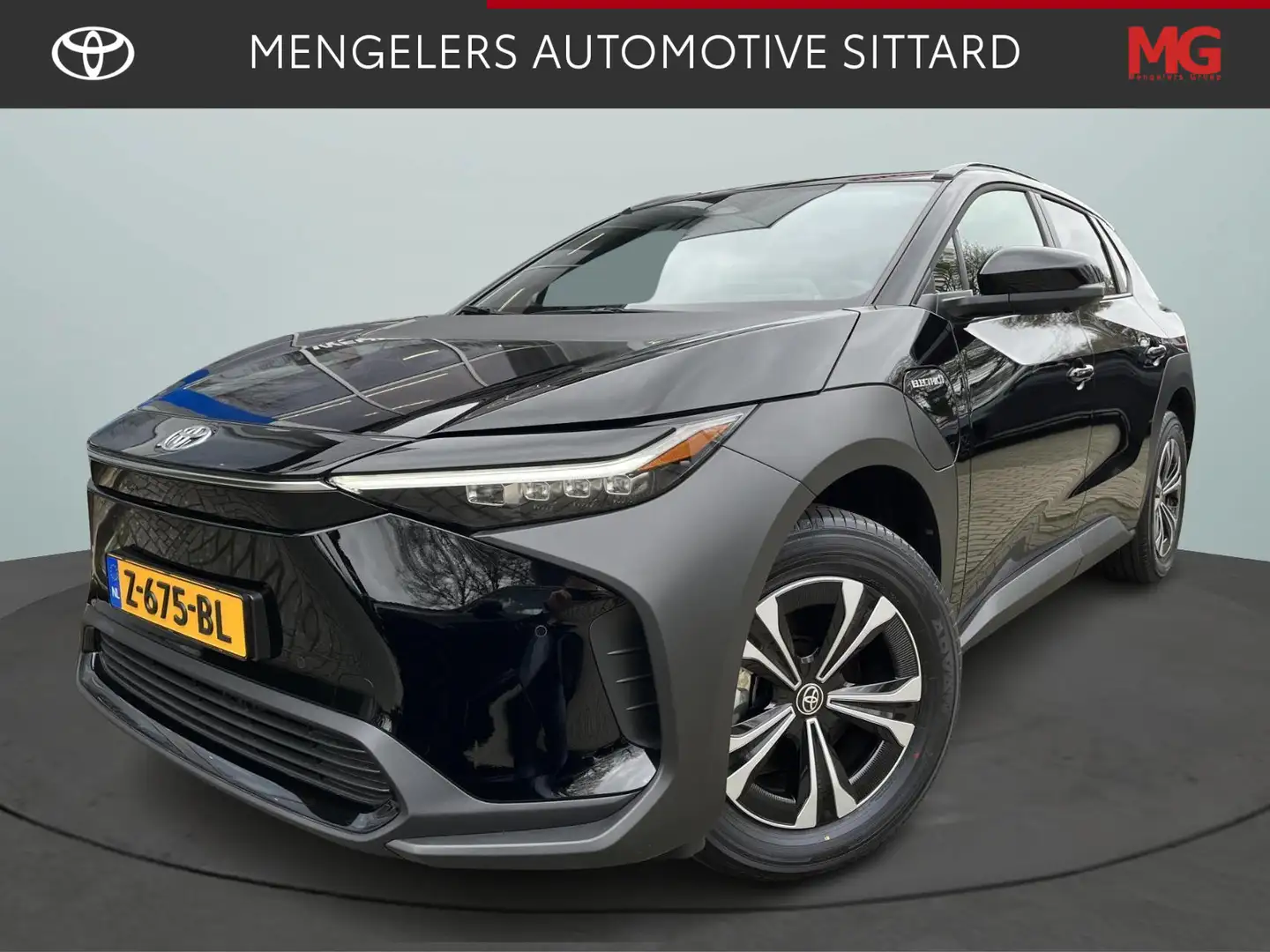 Toyota bZ4X Dynamic 71 kWh 3 Fase Zwart - 1