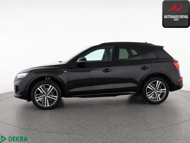 Audi Q5 view 2