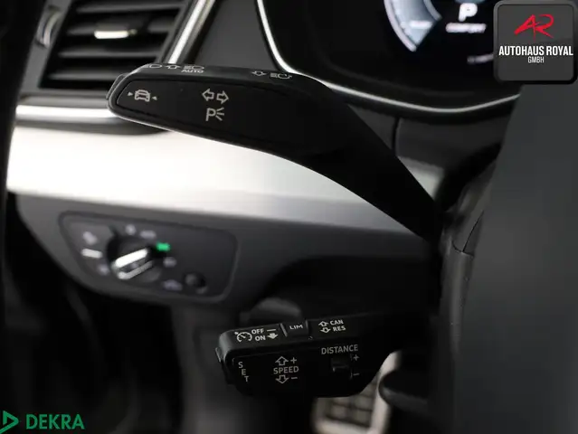 Audi Q5 view 15