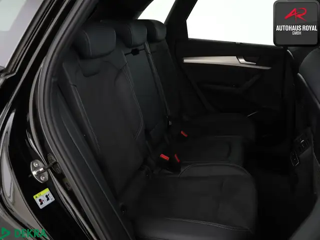 Audi Q5 view 14