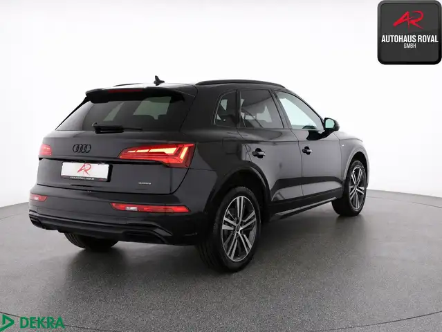Audi Q5 view 5