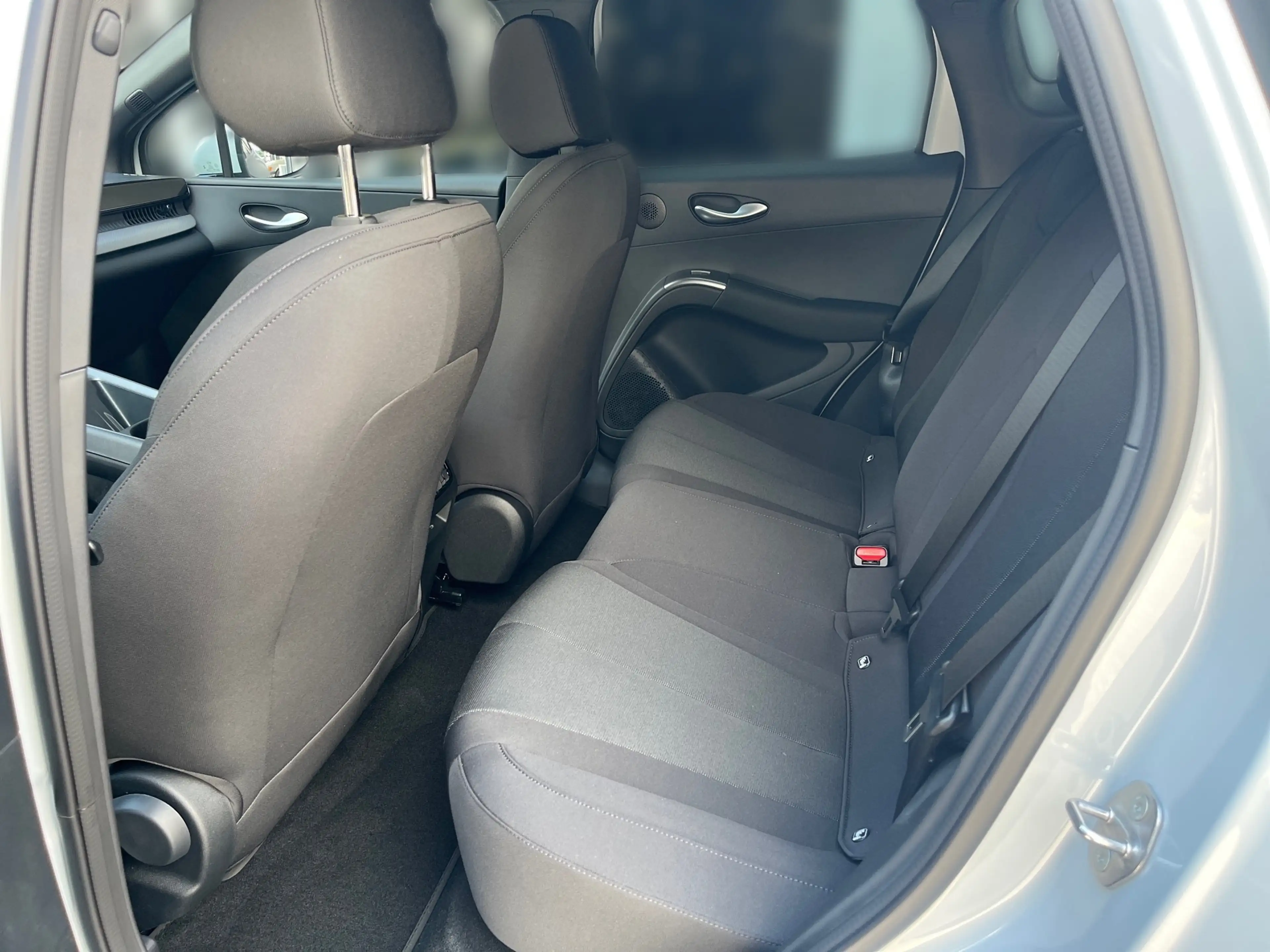 BYD Dolphin G DM-i Boost — photo 13