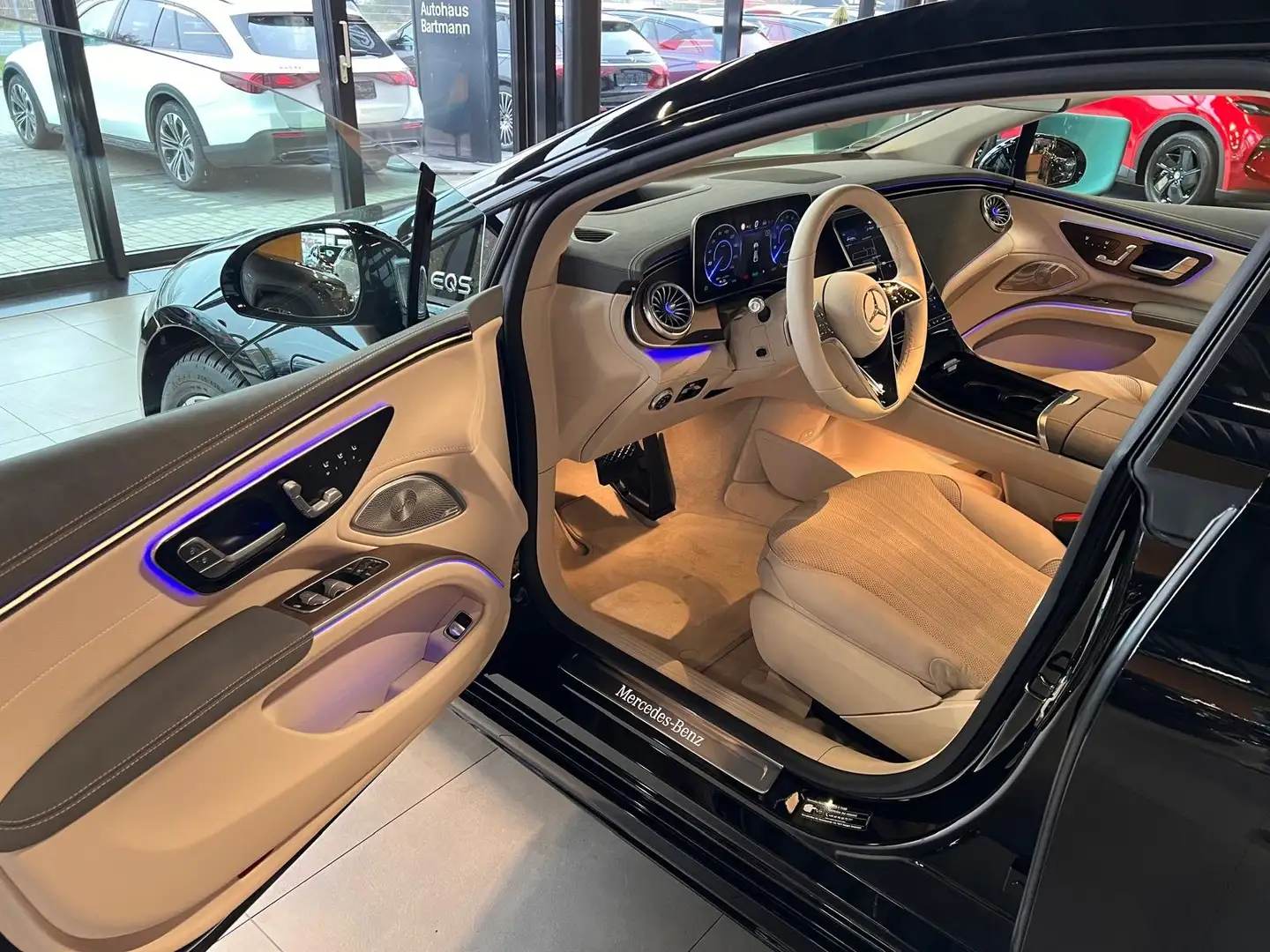 Mercedes-Benz EQS EQS 450+ AMG Line Schwarz - 2