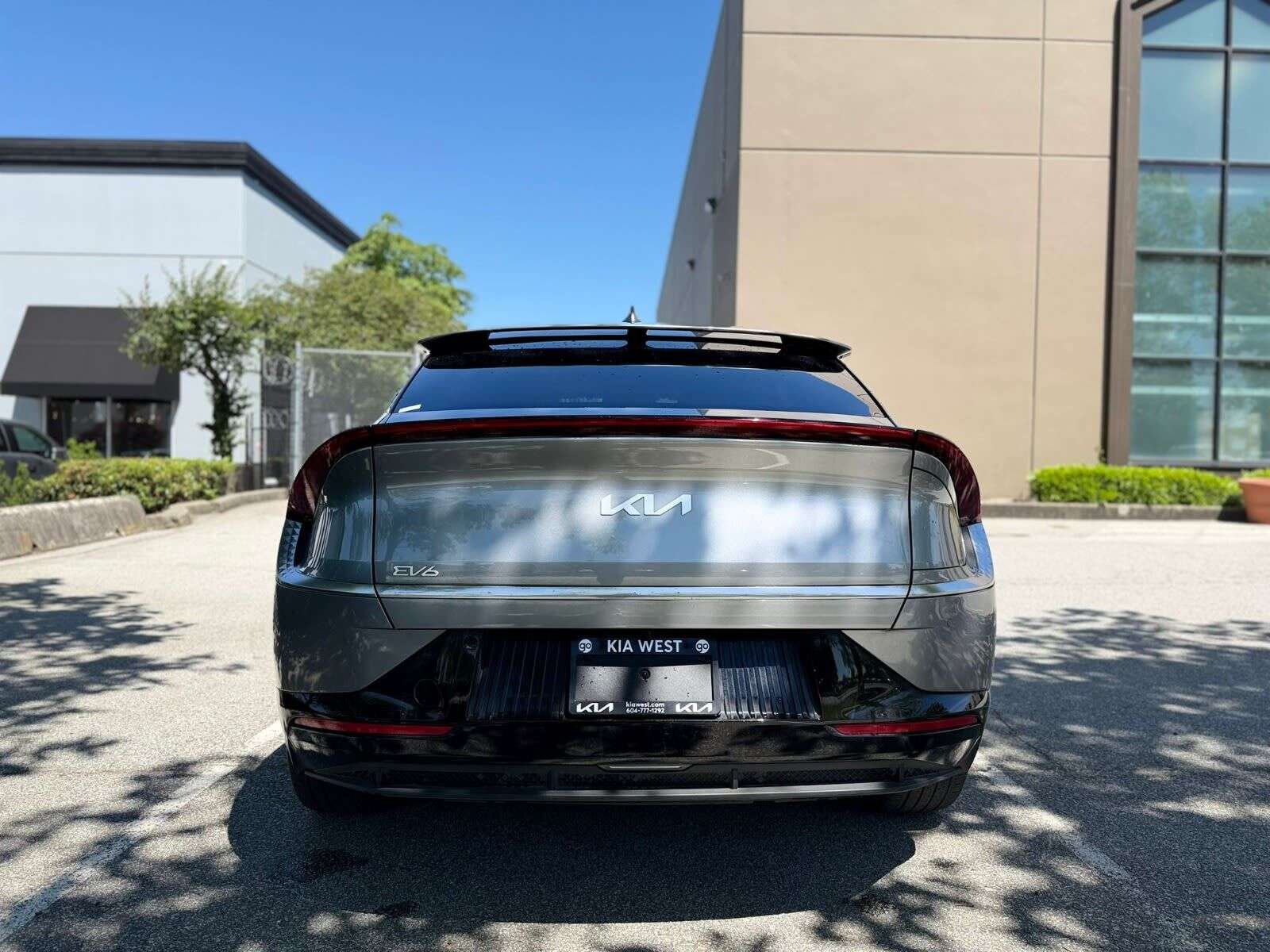 2024 Kia EV6 Land | POWER TAILGATE | LEATHER | NAVIGATION | HEA — снимка 1