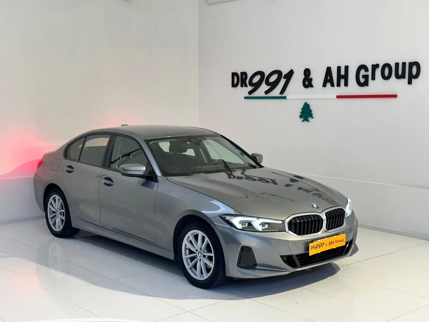 BMW 318 Serie 3 G20 2023 Berlina 318i auto Grau - 1