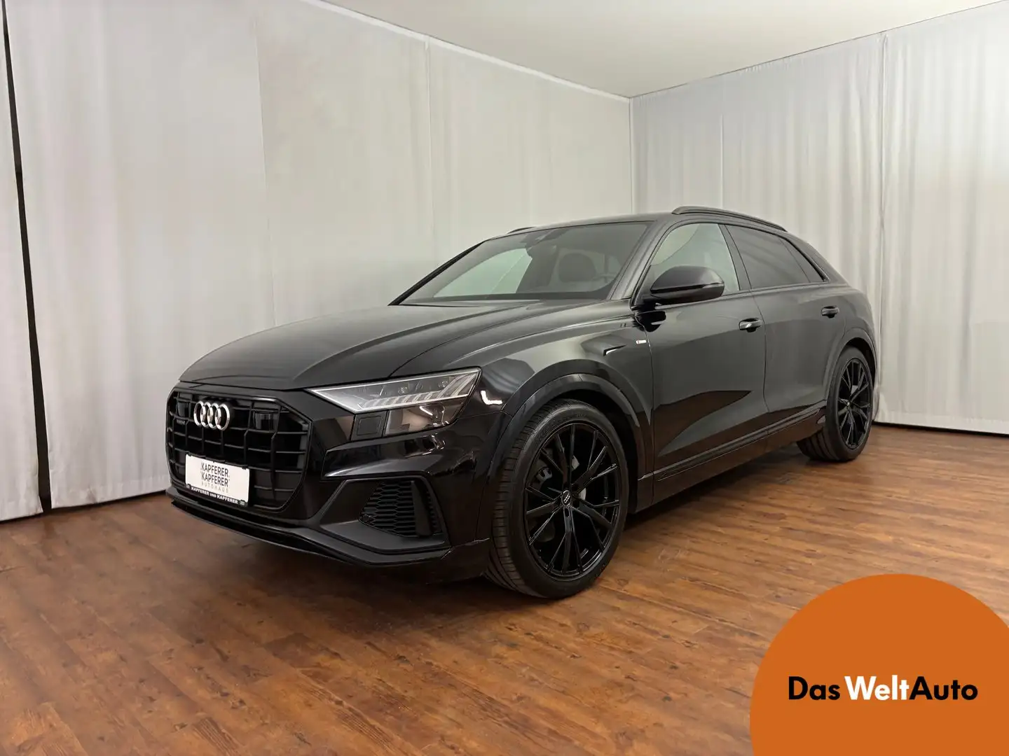 Audi Q8 50 TDI quattro Schwarz - 1