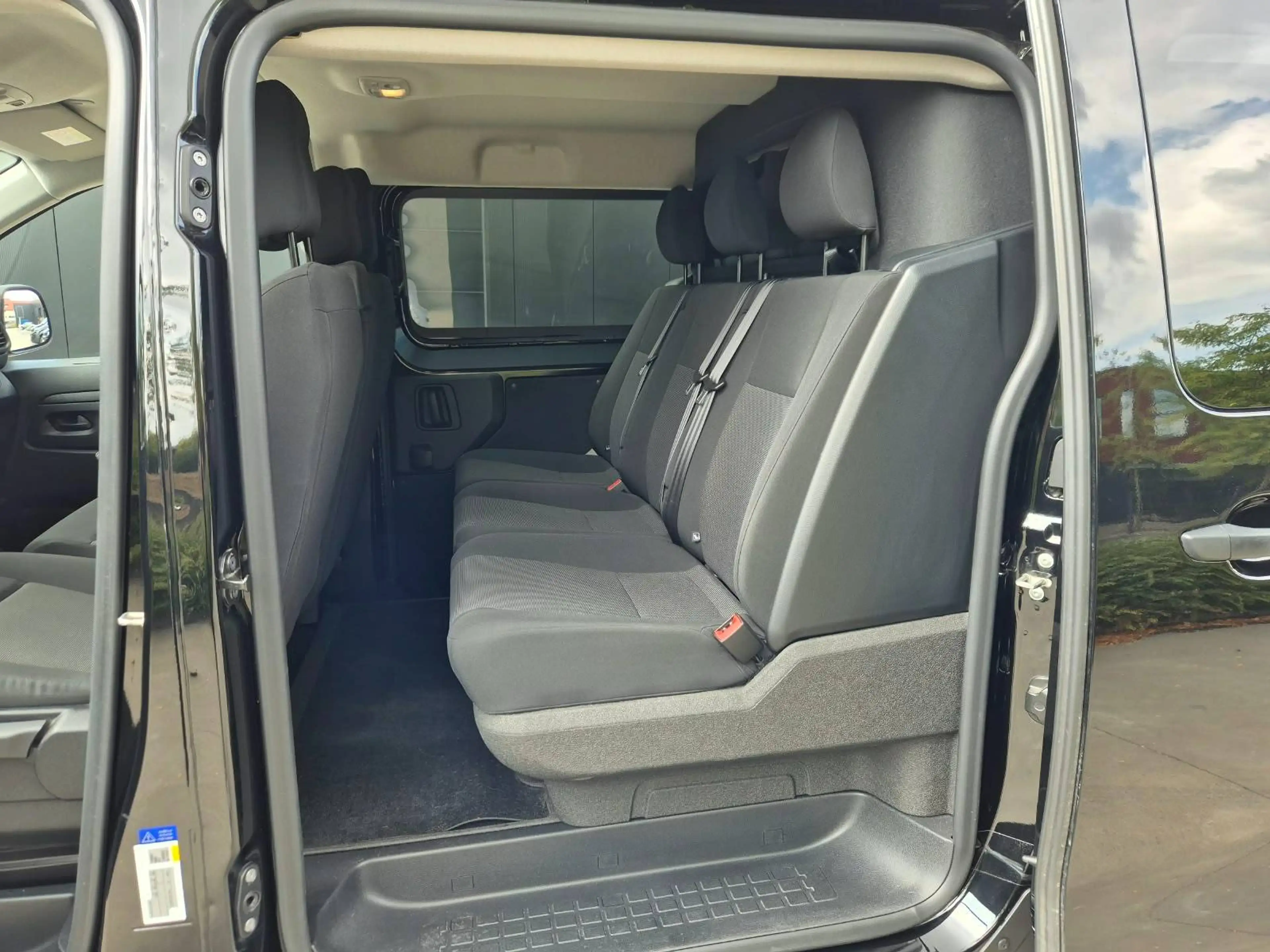 Peugeot Expert Dubbele Cabine 6pl 2.0 BlueHDi 145 EAT8 (€28.843+BTW) — photo 10
