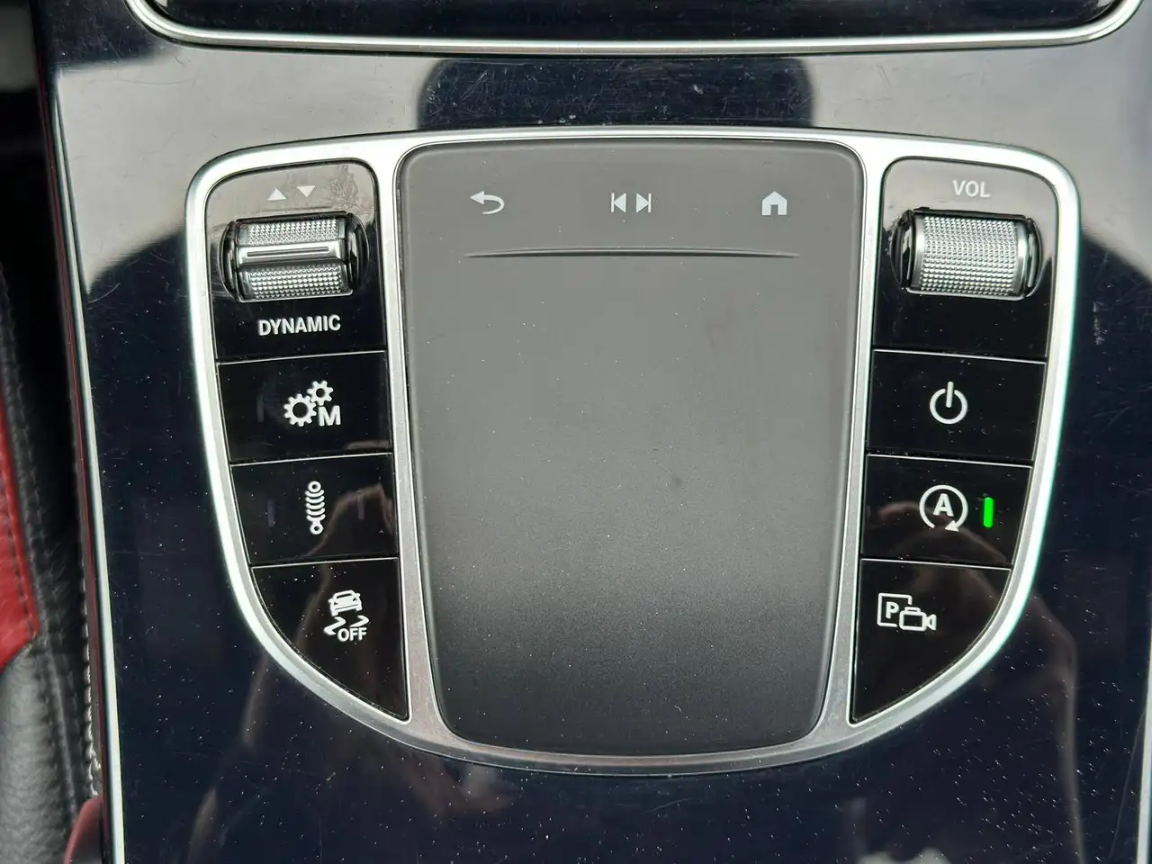 Mercedes-Benz GLC снимка Mercedes-Benz GLC